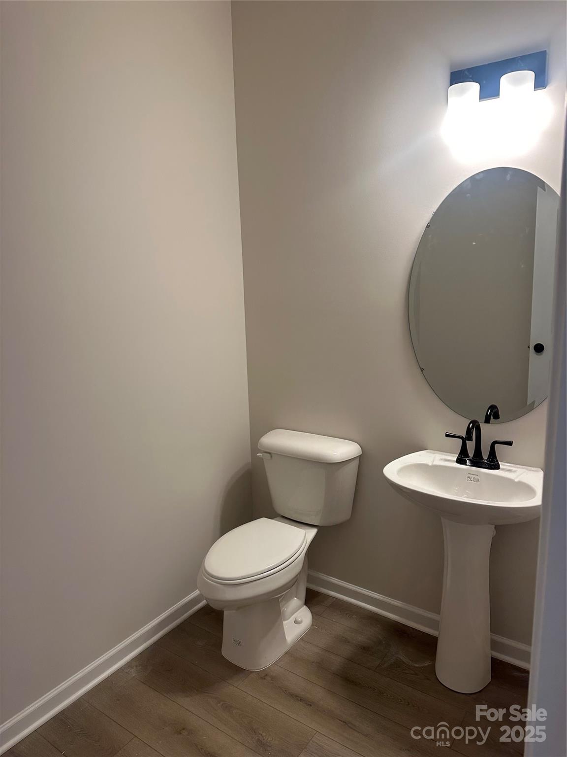 608 Lispenard Court Property Photo 6