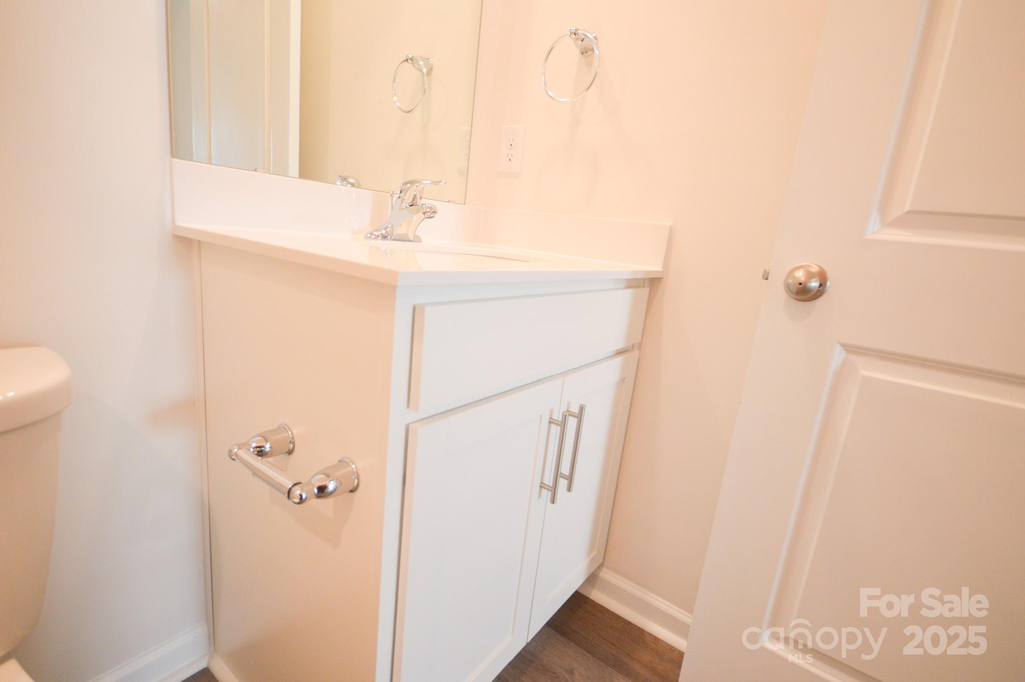 32 Providence Walk Drive Property Photo 26