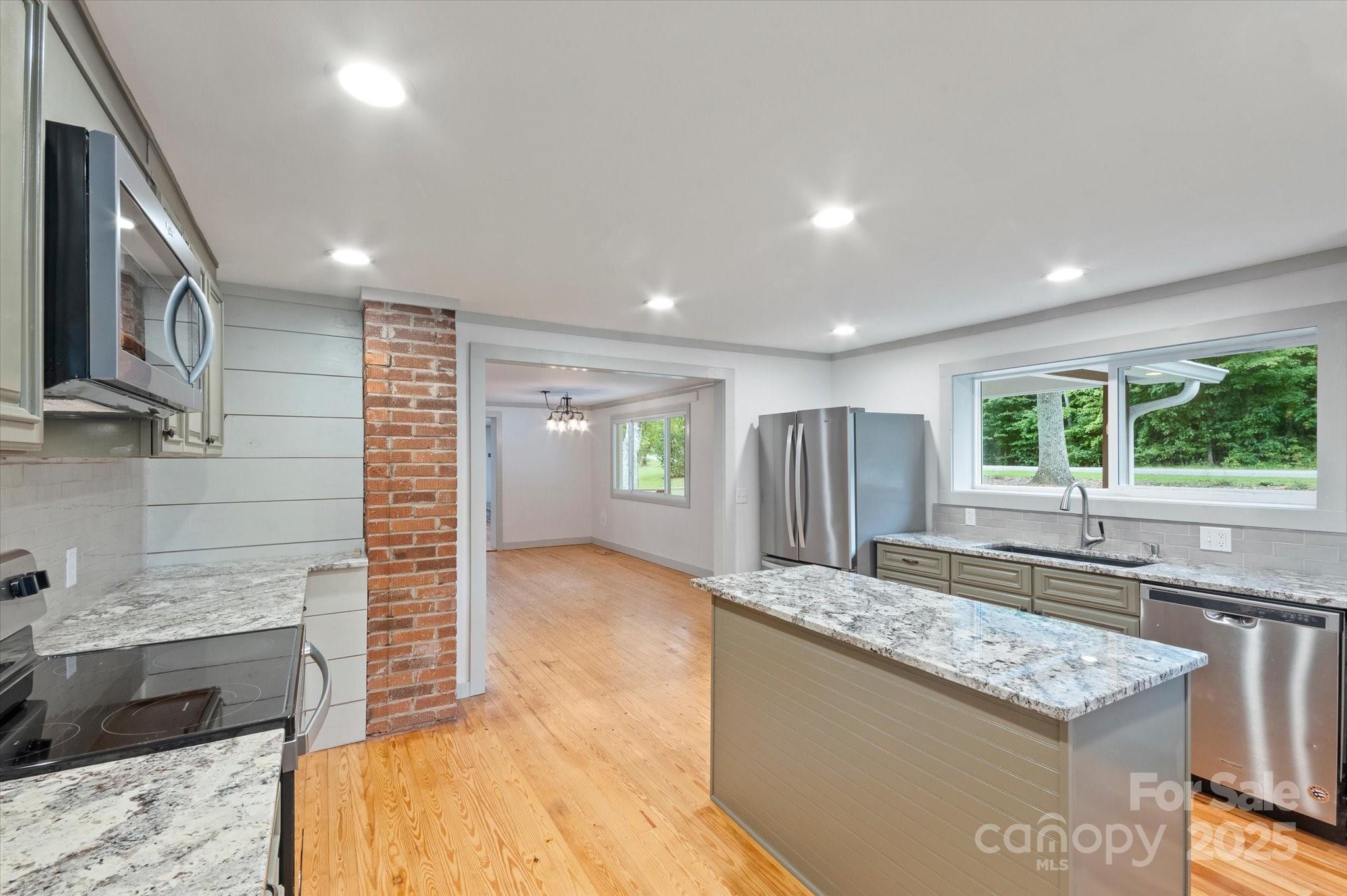 881 Peniel Road Property Photo 7