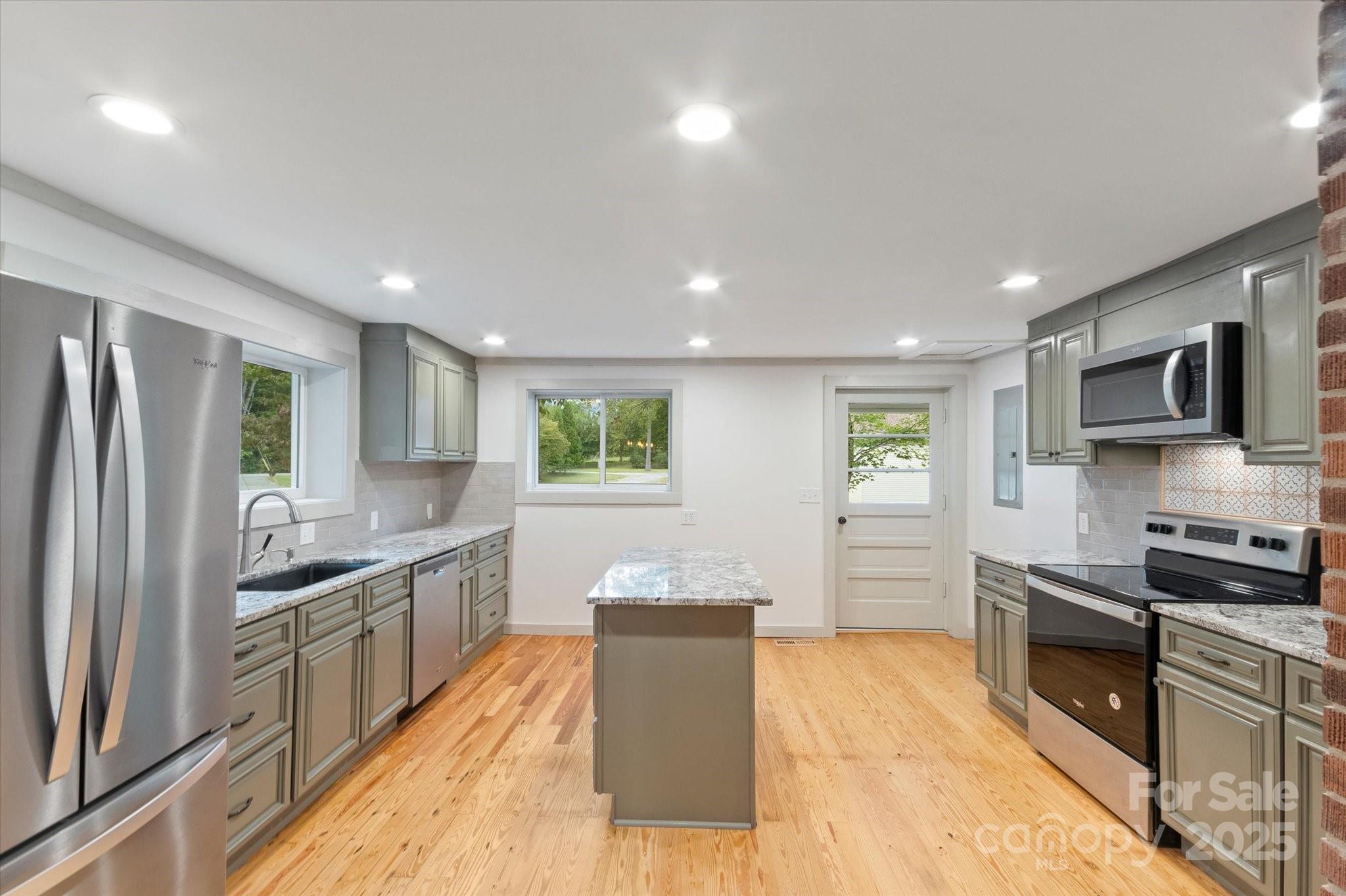881 Peniel Road Property Photo 8
