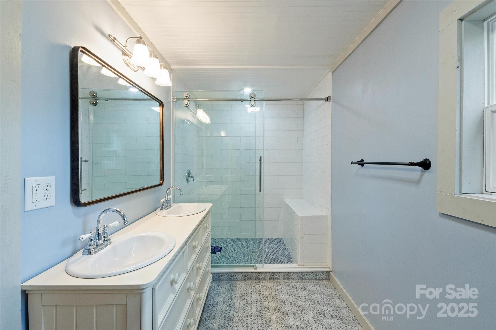 881 Peniel Road Property Photo 15