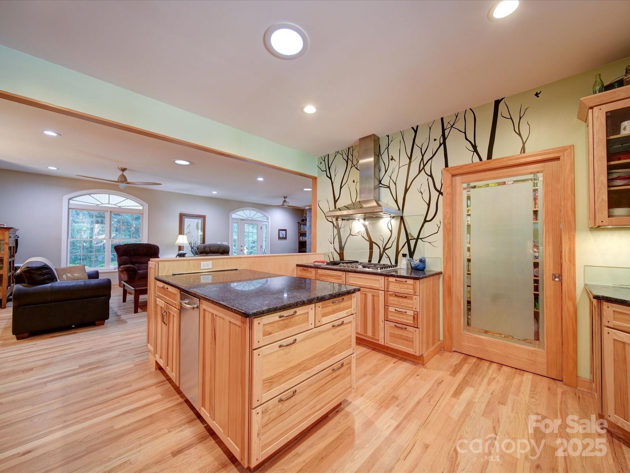 1239 John G Richards Road Property Photo 12