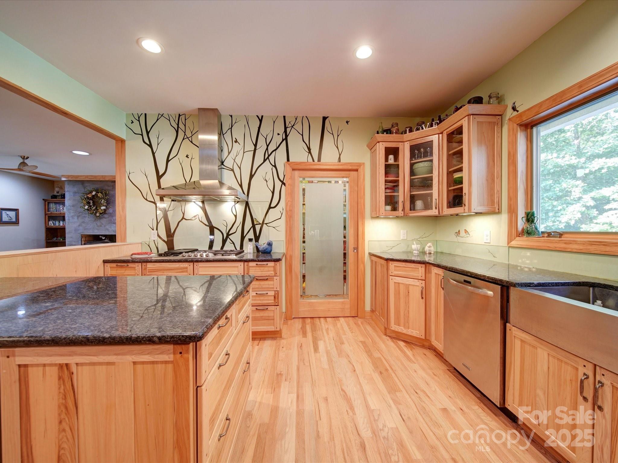1239 John G Richards Road Property Photo 13