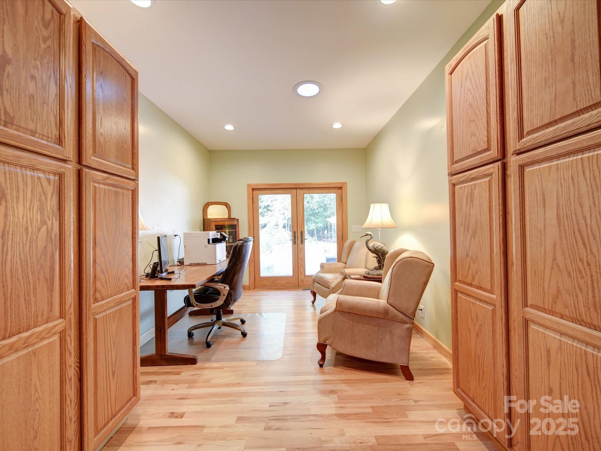 1239 John G Richards Road Property Photo 16
