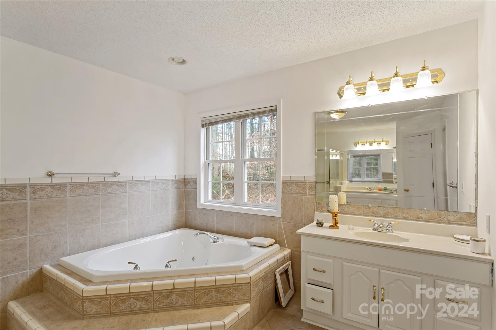38 Southern Visions Drive Property Photo 25