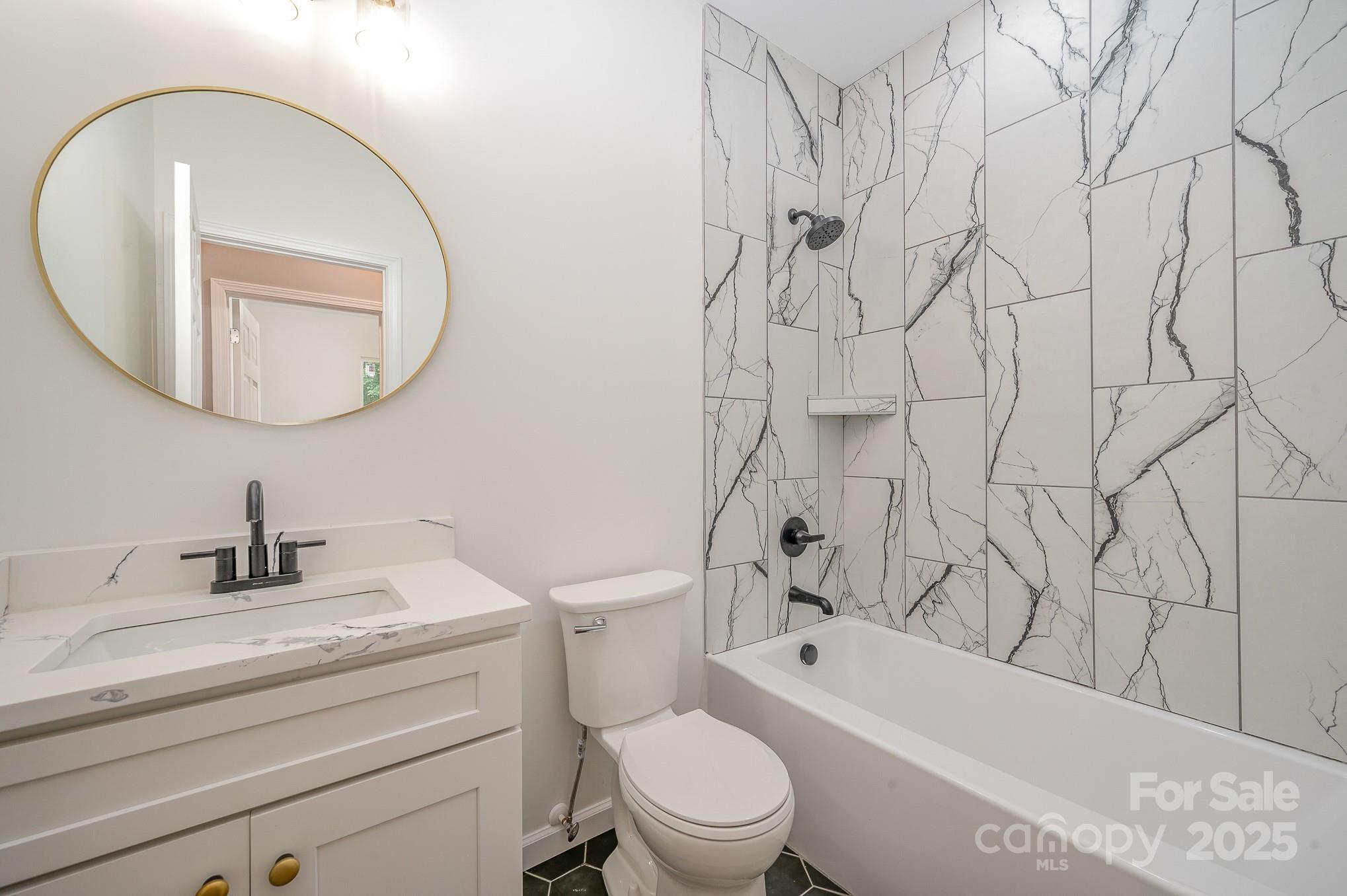 312 General As Johnston Street Property Photo 23