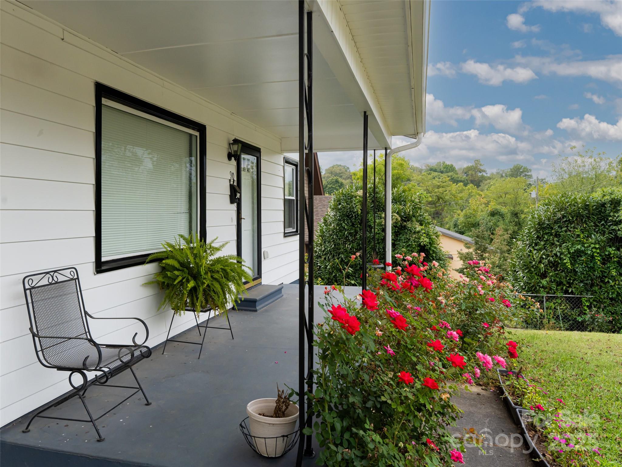 90 Ora Street Property Photo 4