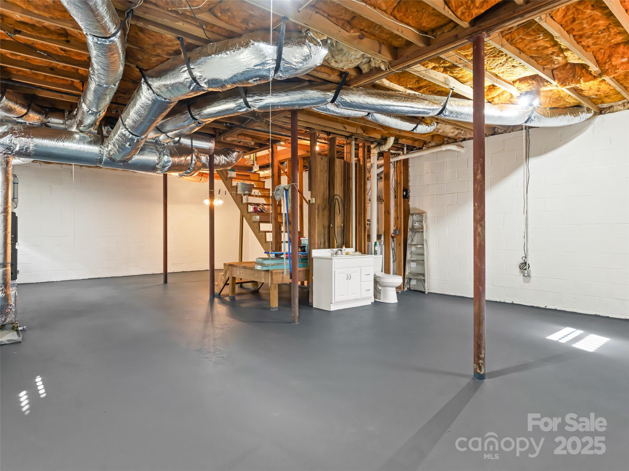 90 Ora Street Property Photo 25