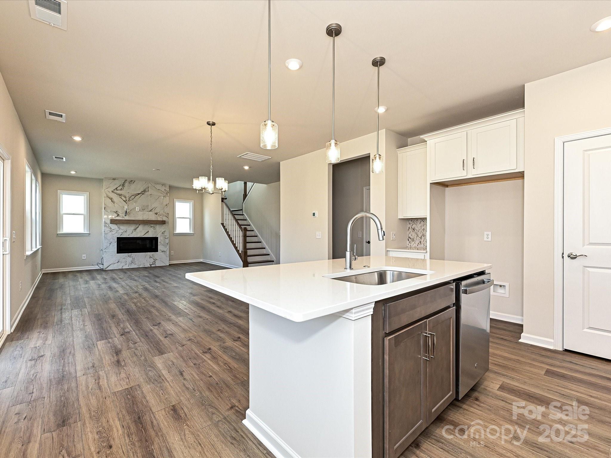 8021 Franklin Trail Street Property Photo 13