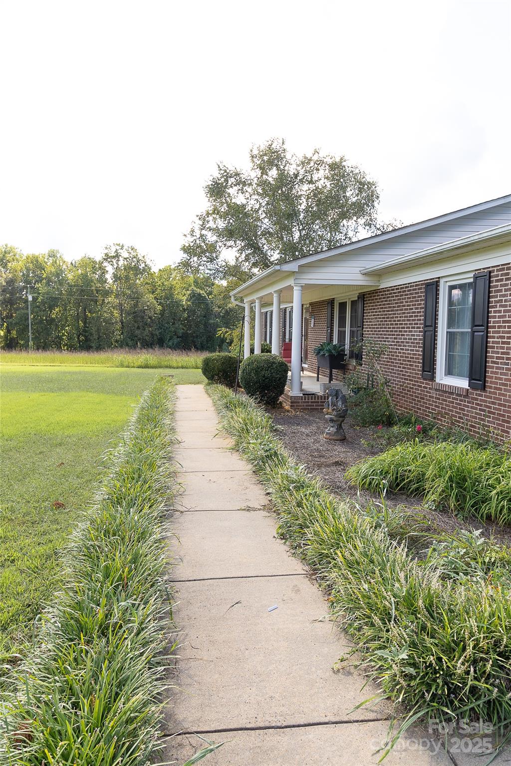 535 Holly Ridge Road Property Photo 2