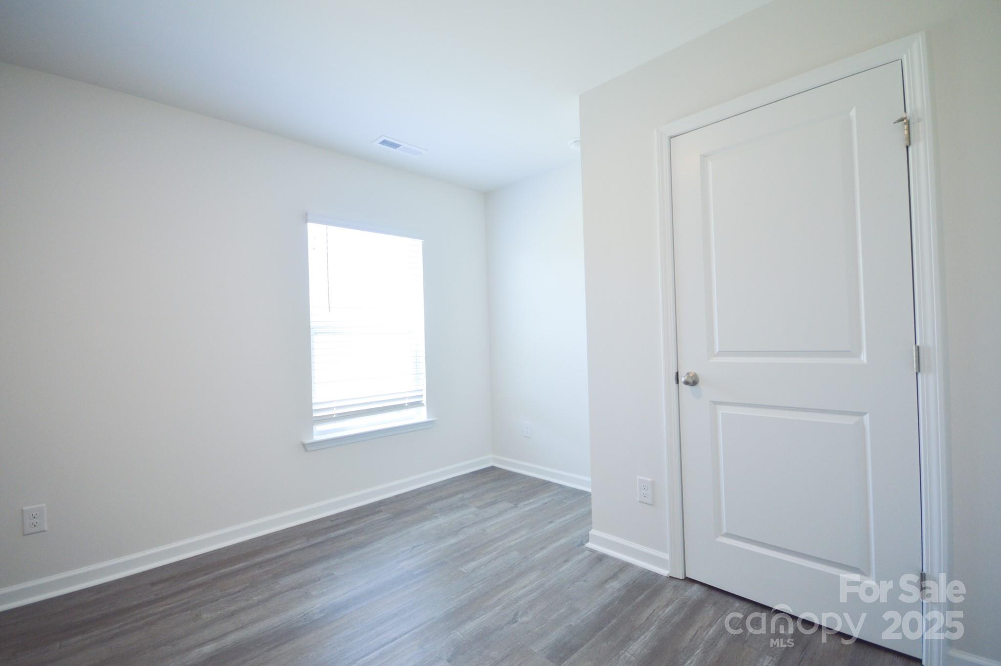 48 Providence Walk Drive Property Photo 12