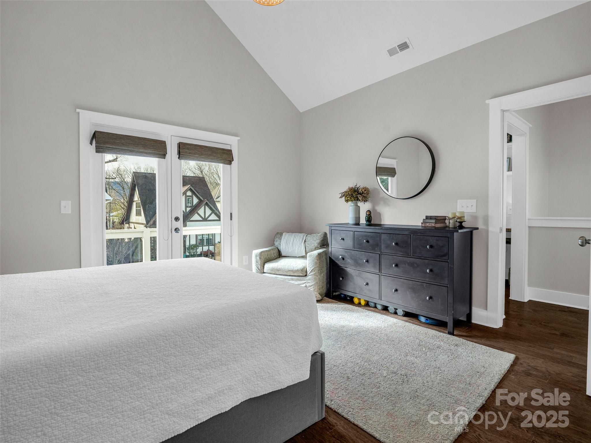 16 Tudor Way Property Photo 22
