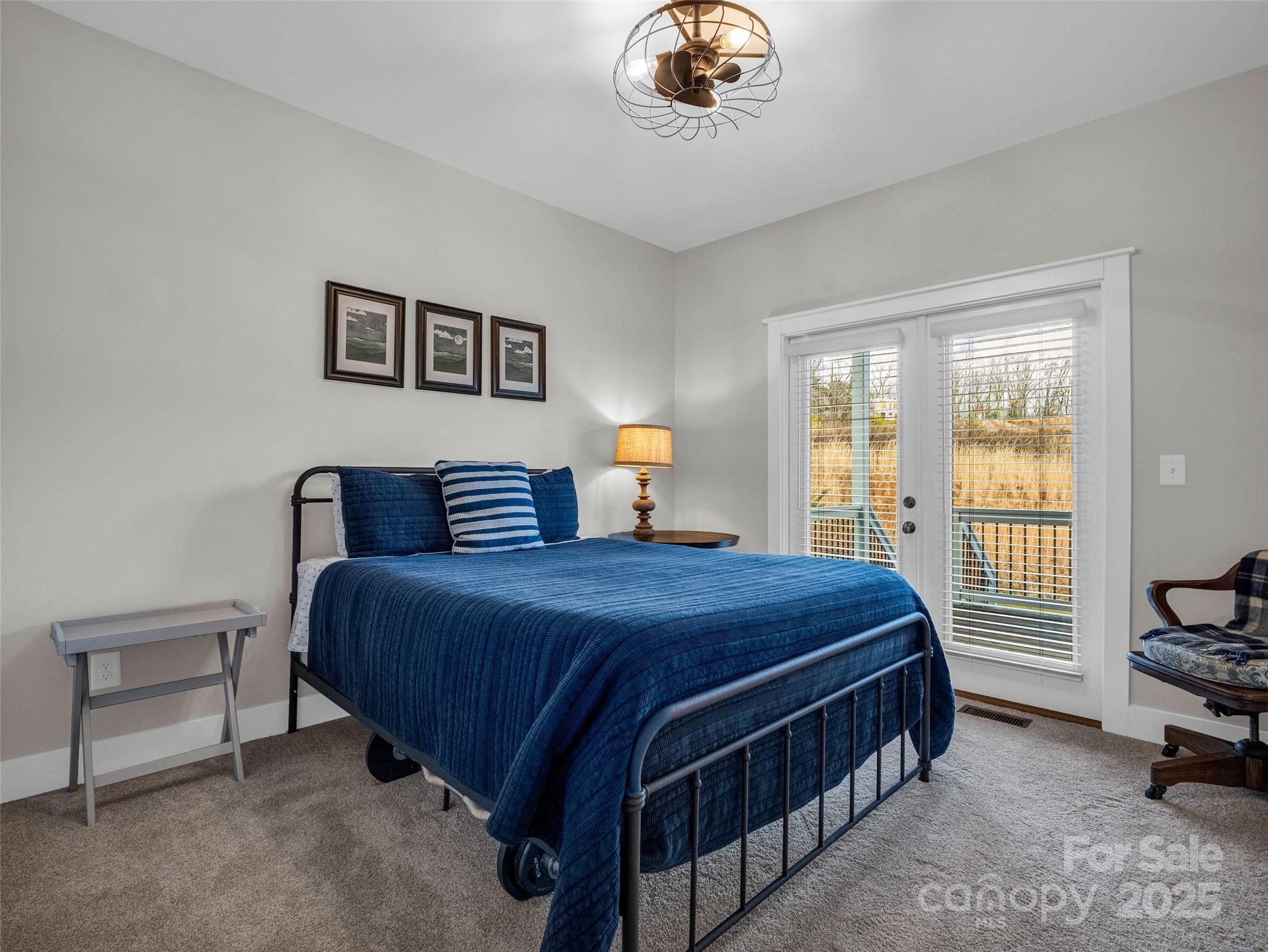 16 Tudor Way Property Photo 33