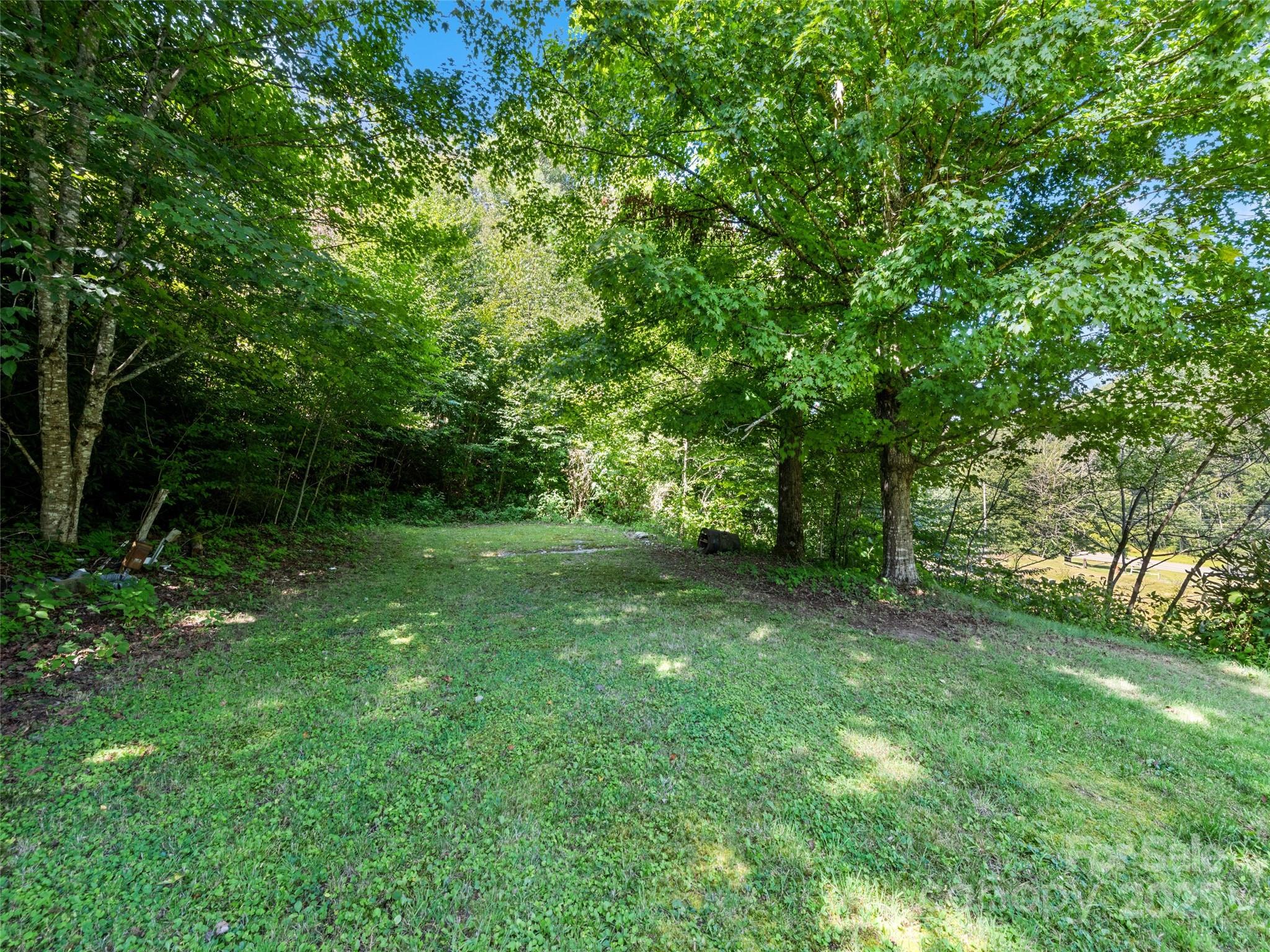 4 & 20 Plott Balsam Road Property Photo 4