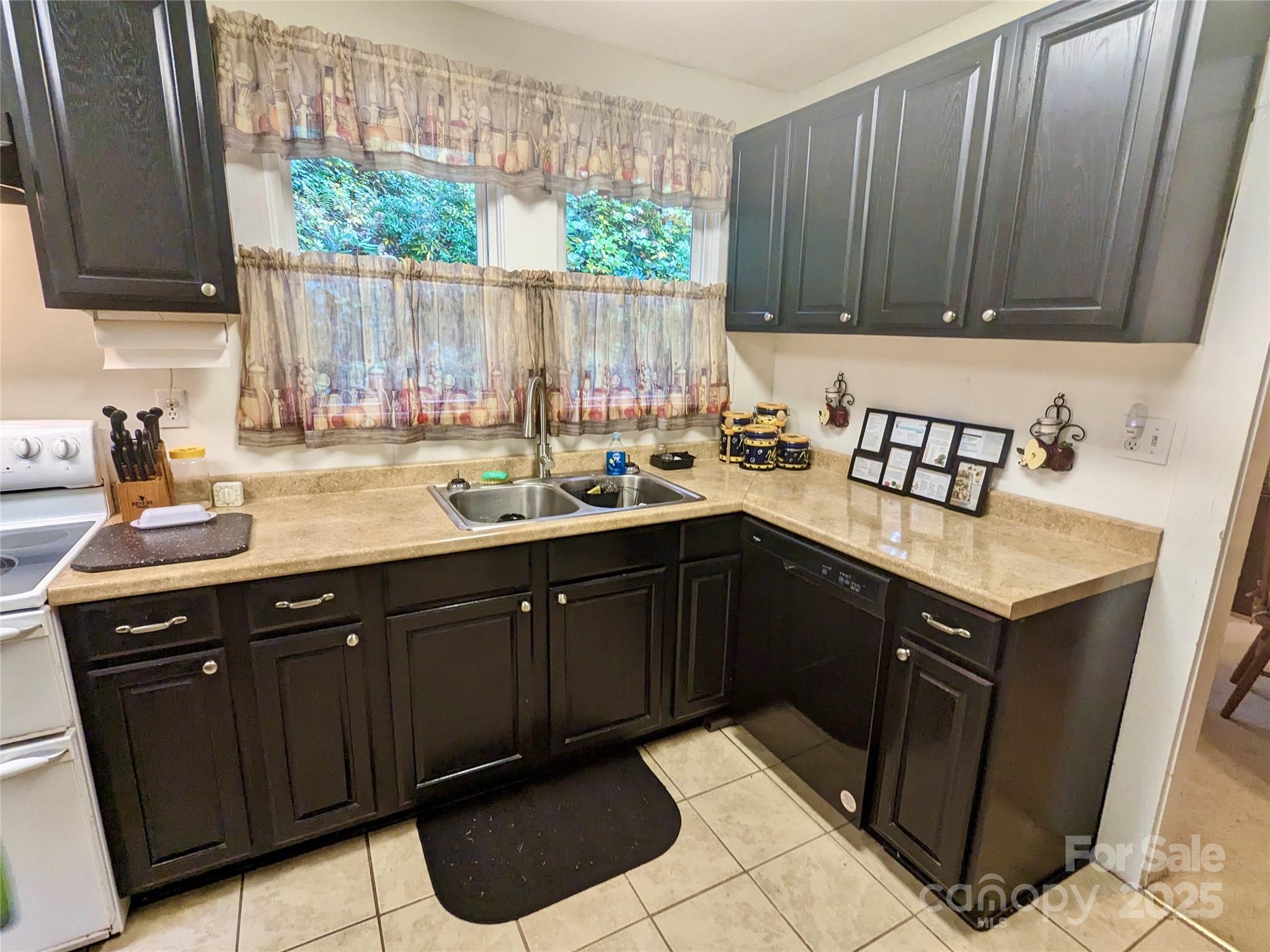 46 Tree Farm Road Property Photo 6