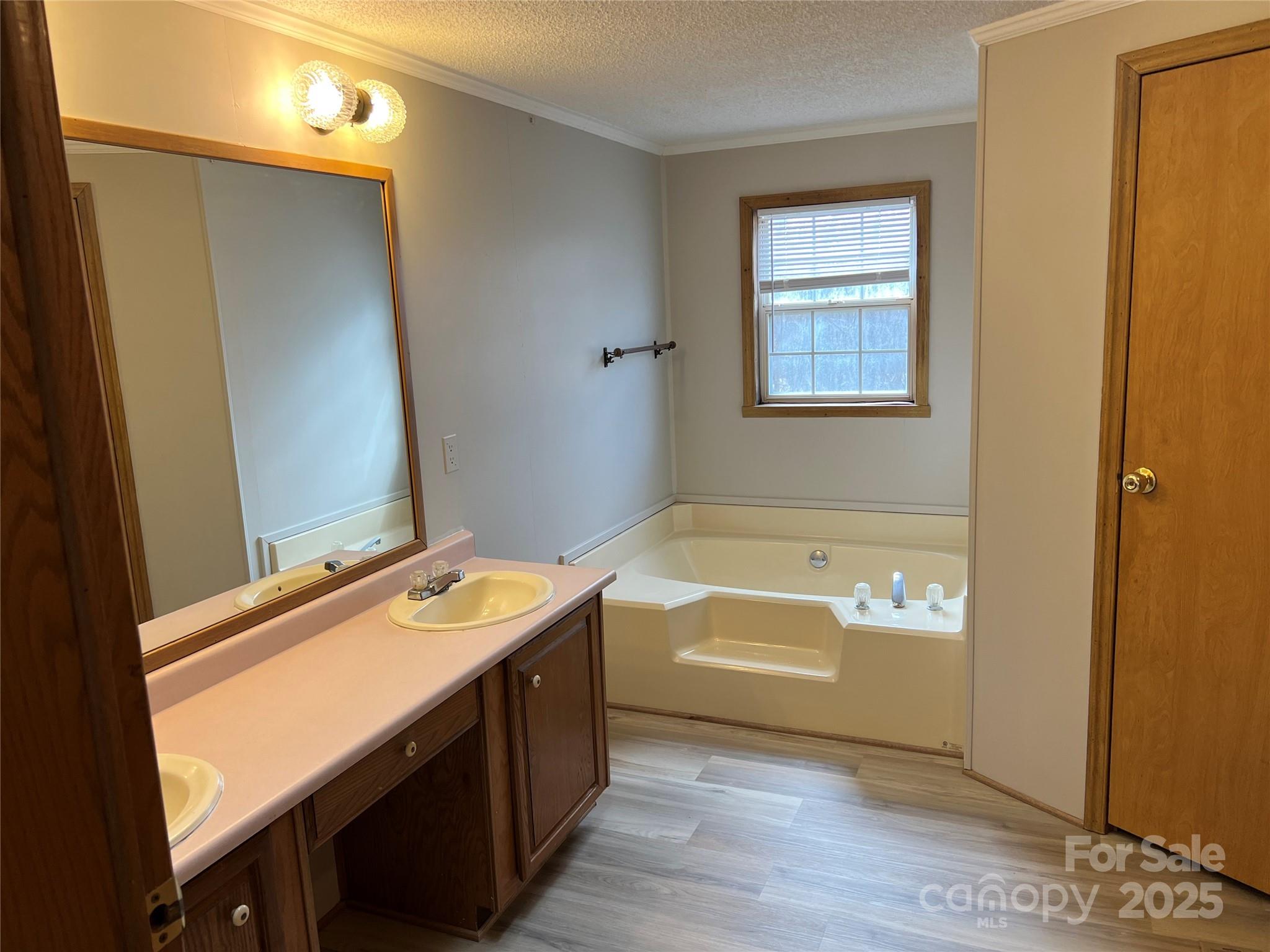 112 And 154 Merri Drive Property Photo 36