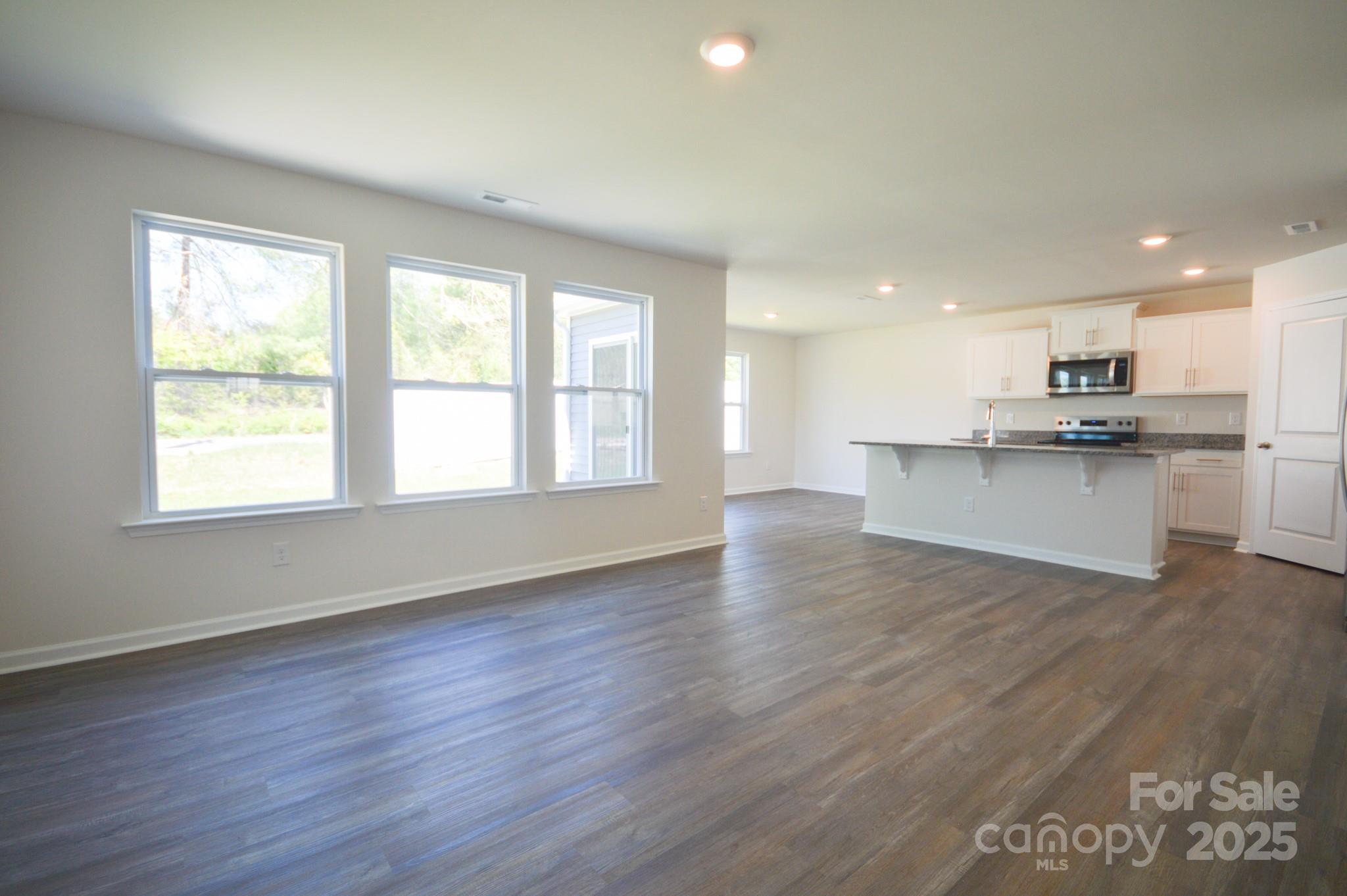 9 Lillian Lane Property Photo 7