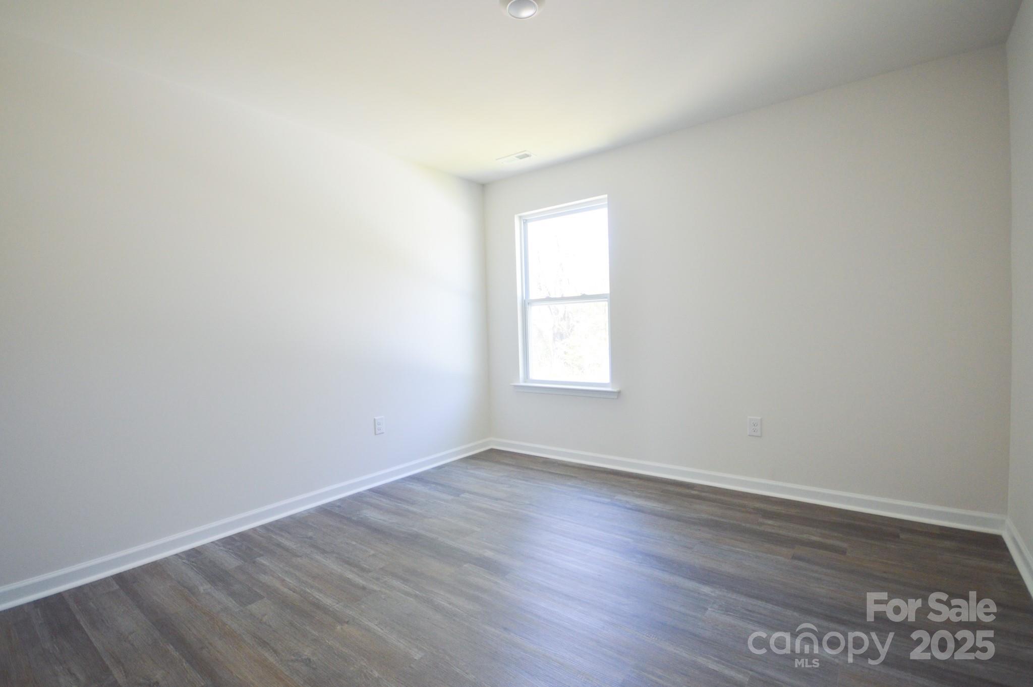 9 Lillian Lane Property Photo 19