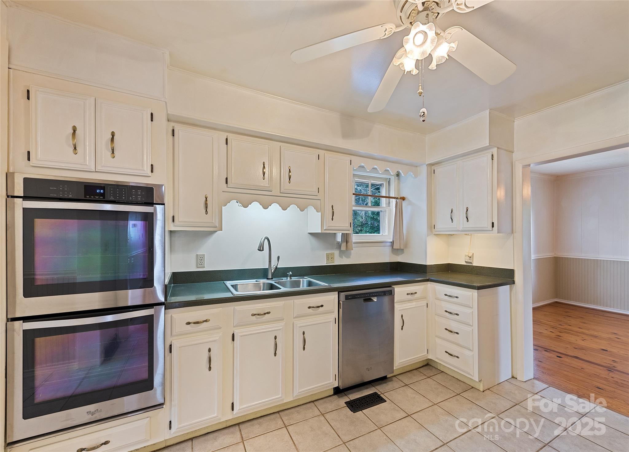 38 Timberline Drive Property Photo 9