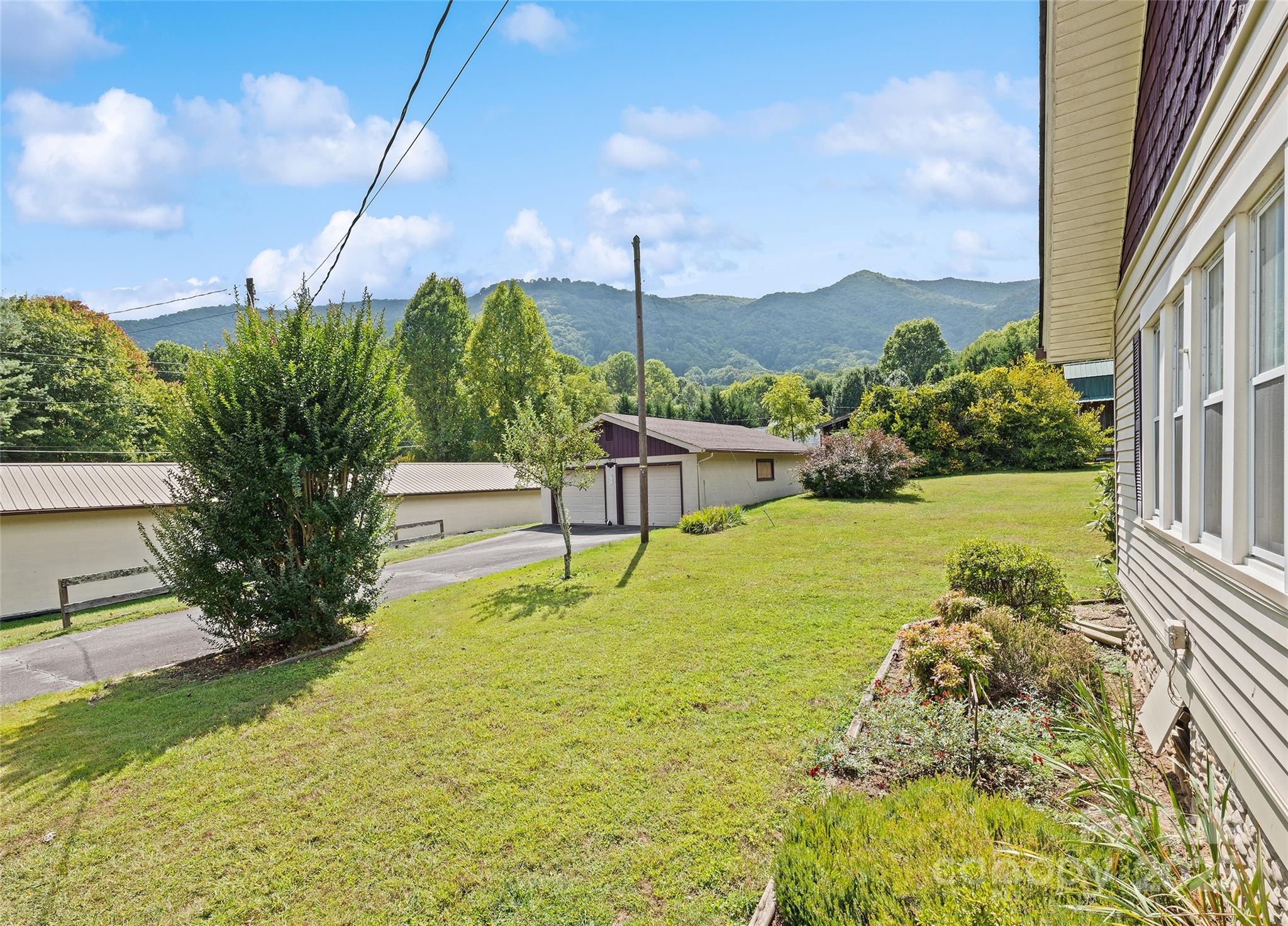 38 Timberline Drive Property Photo 40