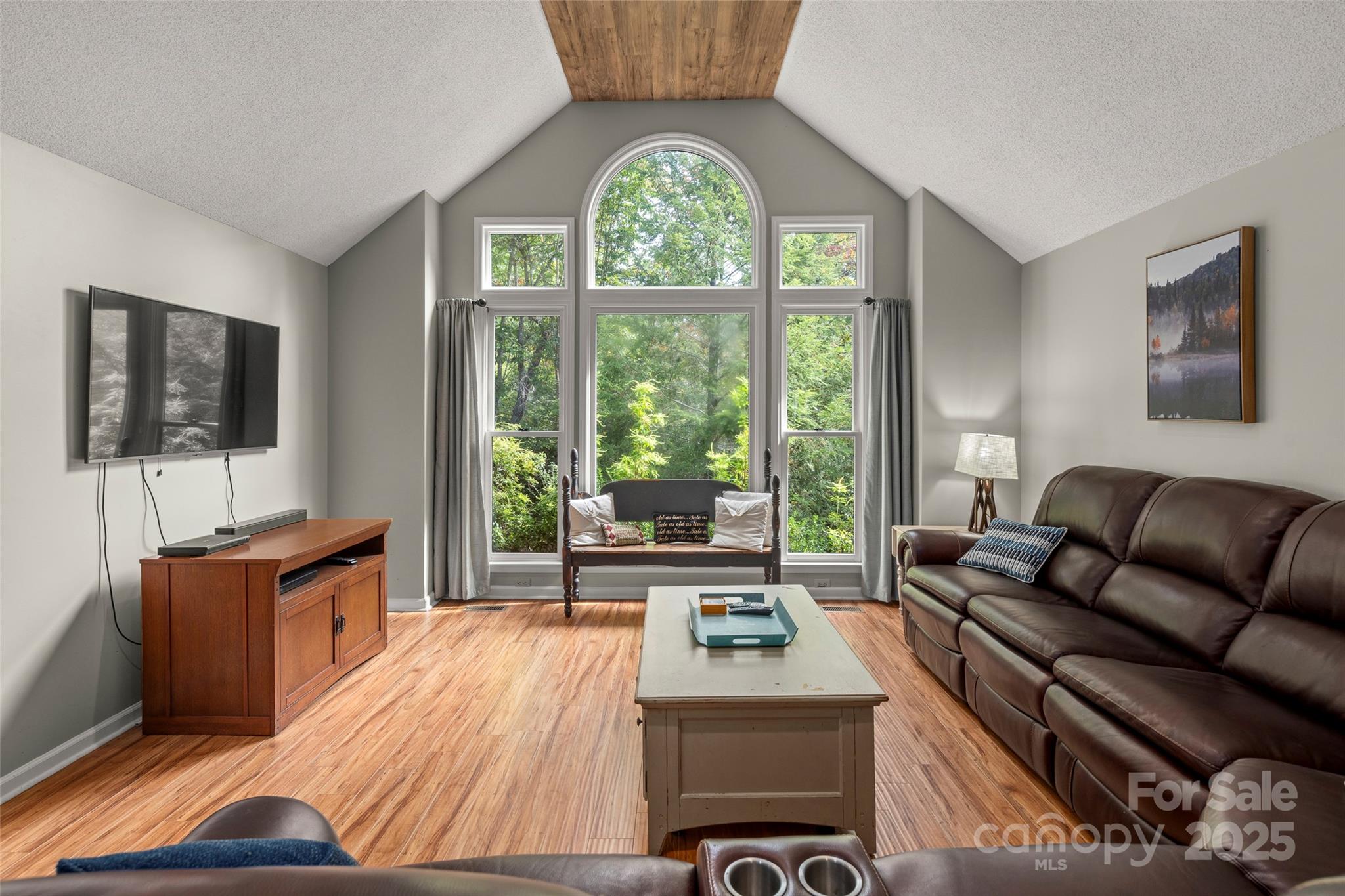 212 Ridgeway Road Property Photo 7