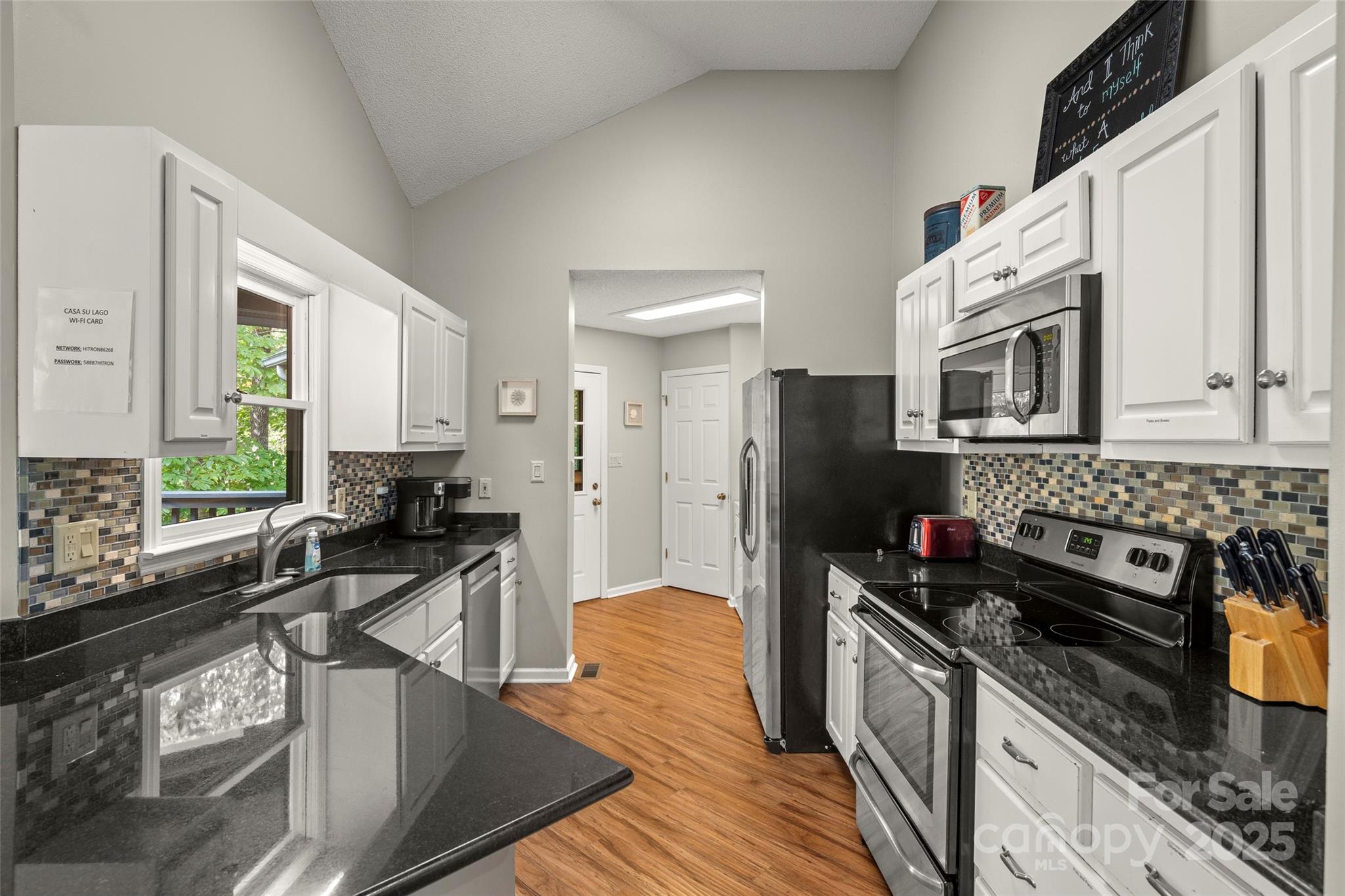 212 Ridgeway Road Property Photo 10