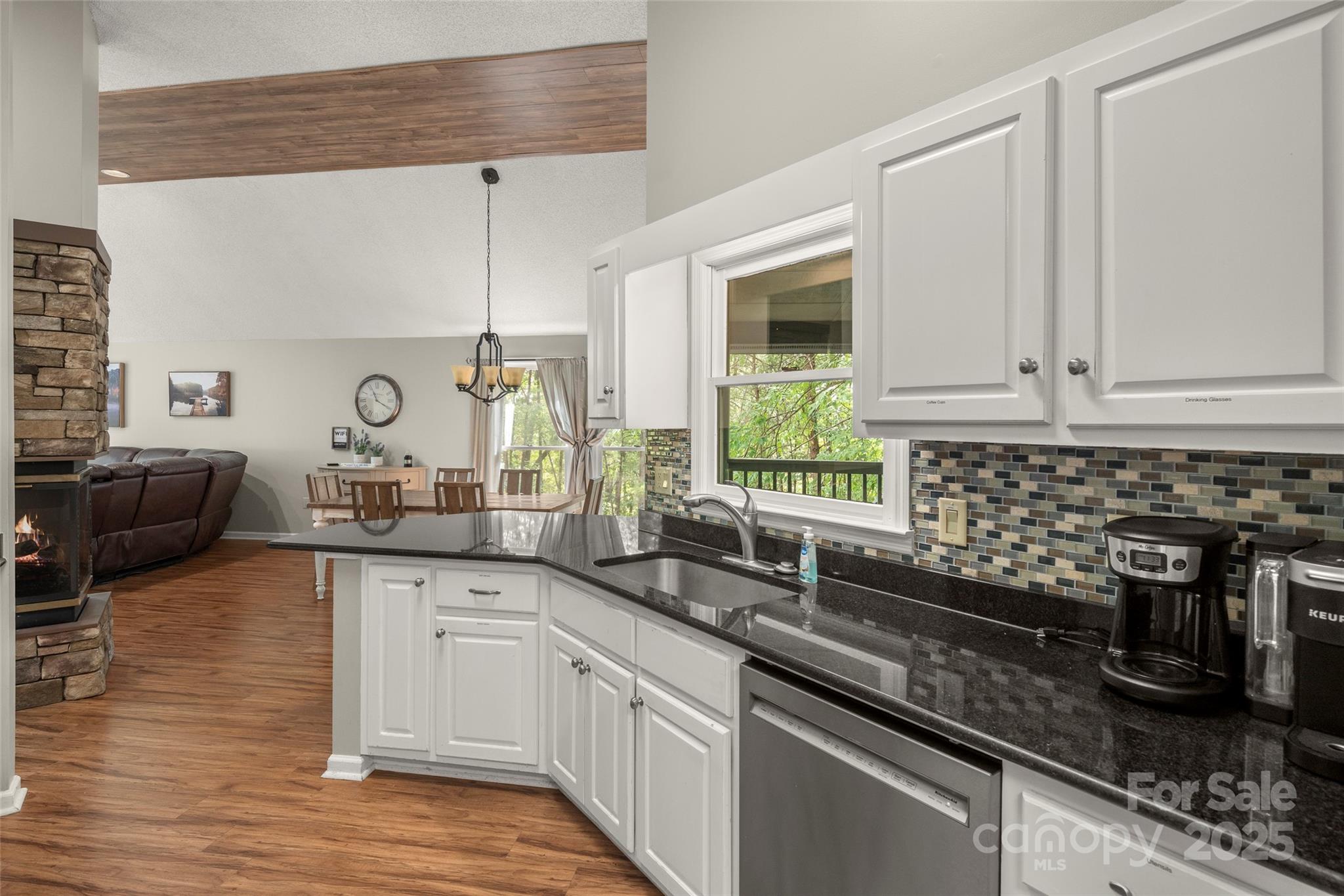 212 Ridgeway Road Property Photo 11