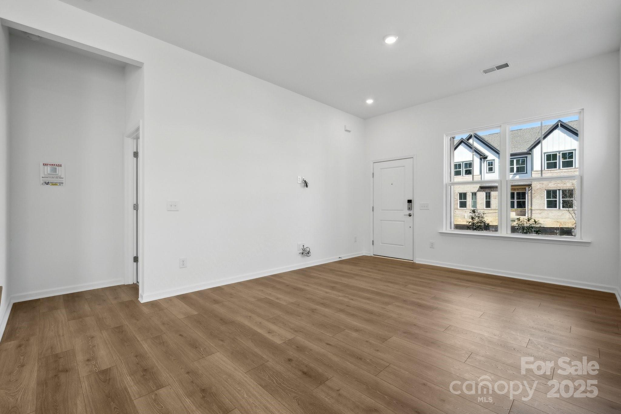 3112 Beacon Heights Road Property Photo 7