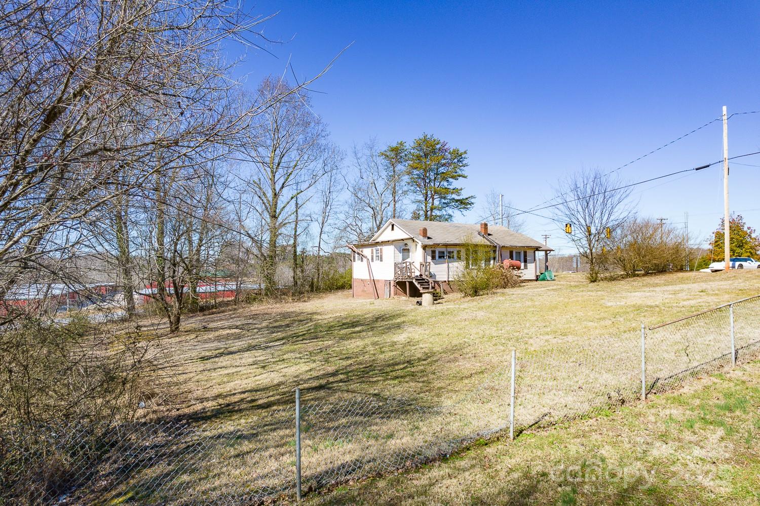 1123 Hwy 70 Highway Property Photo 11