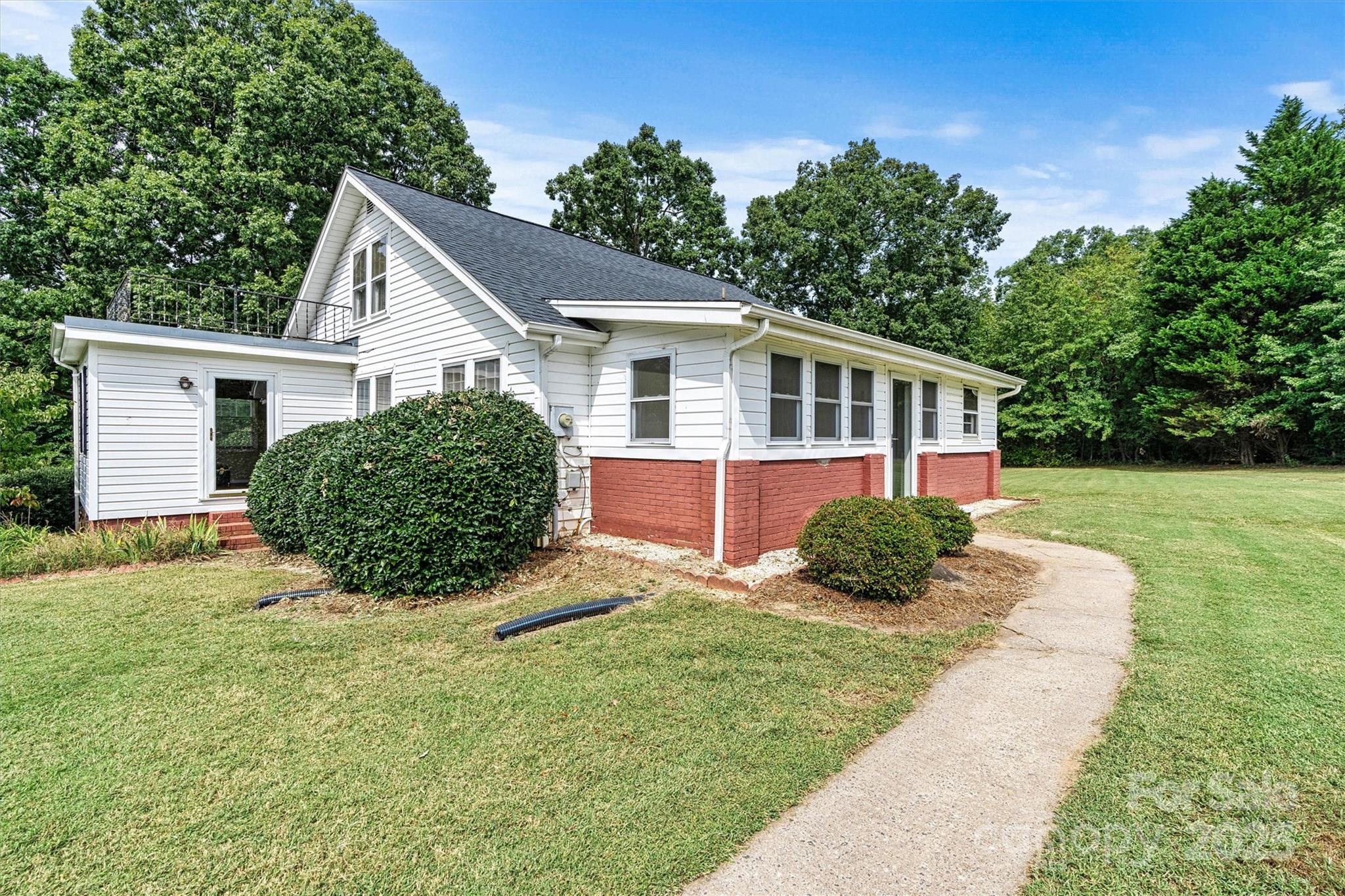 128 10th Street Property Photo 10