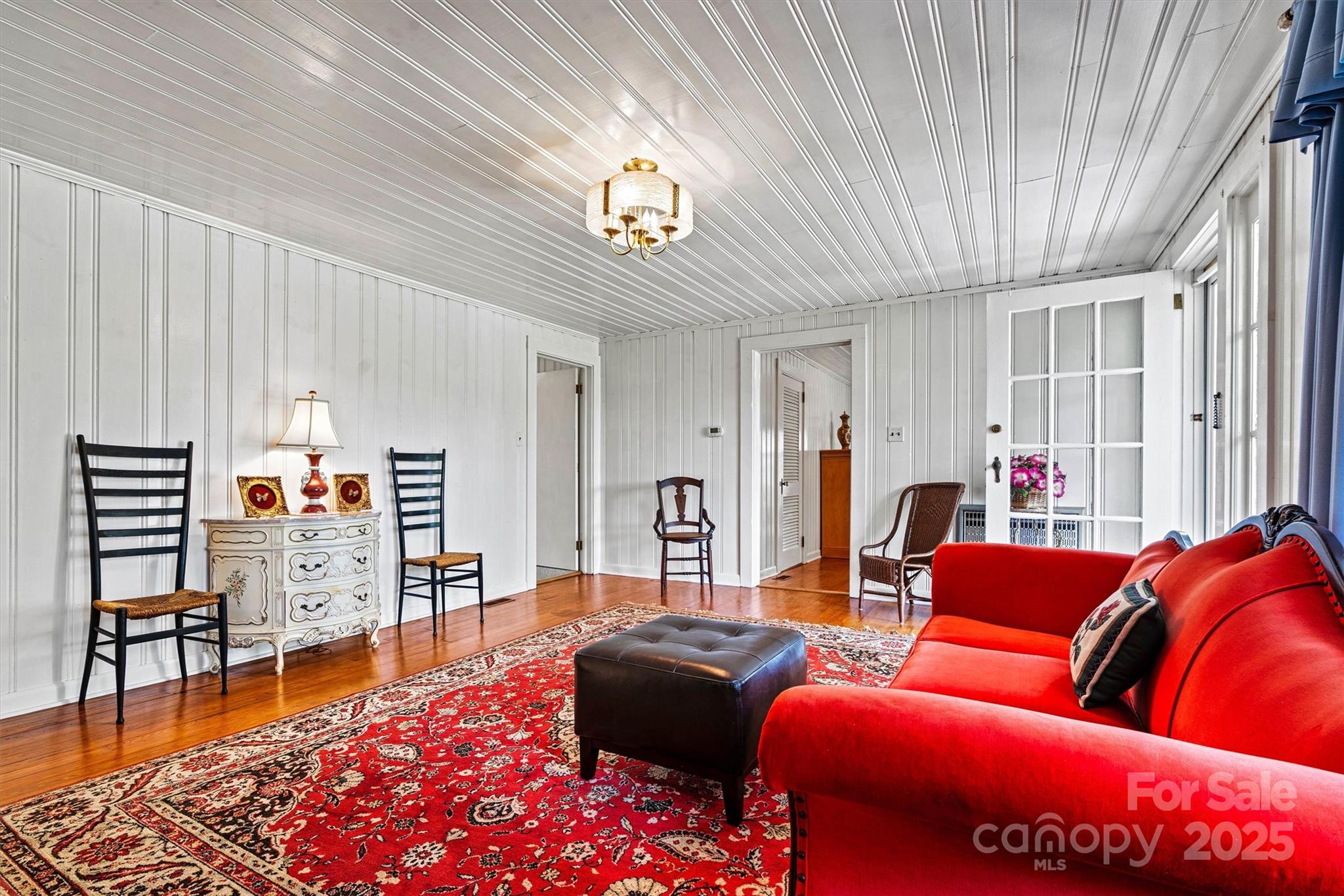 128 10th Street Property Photo 12