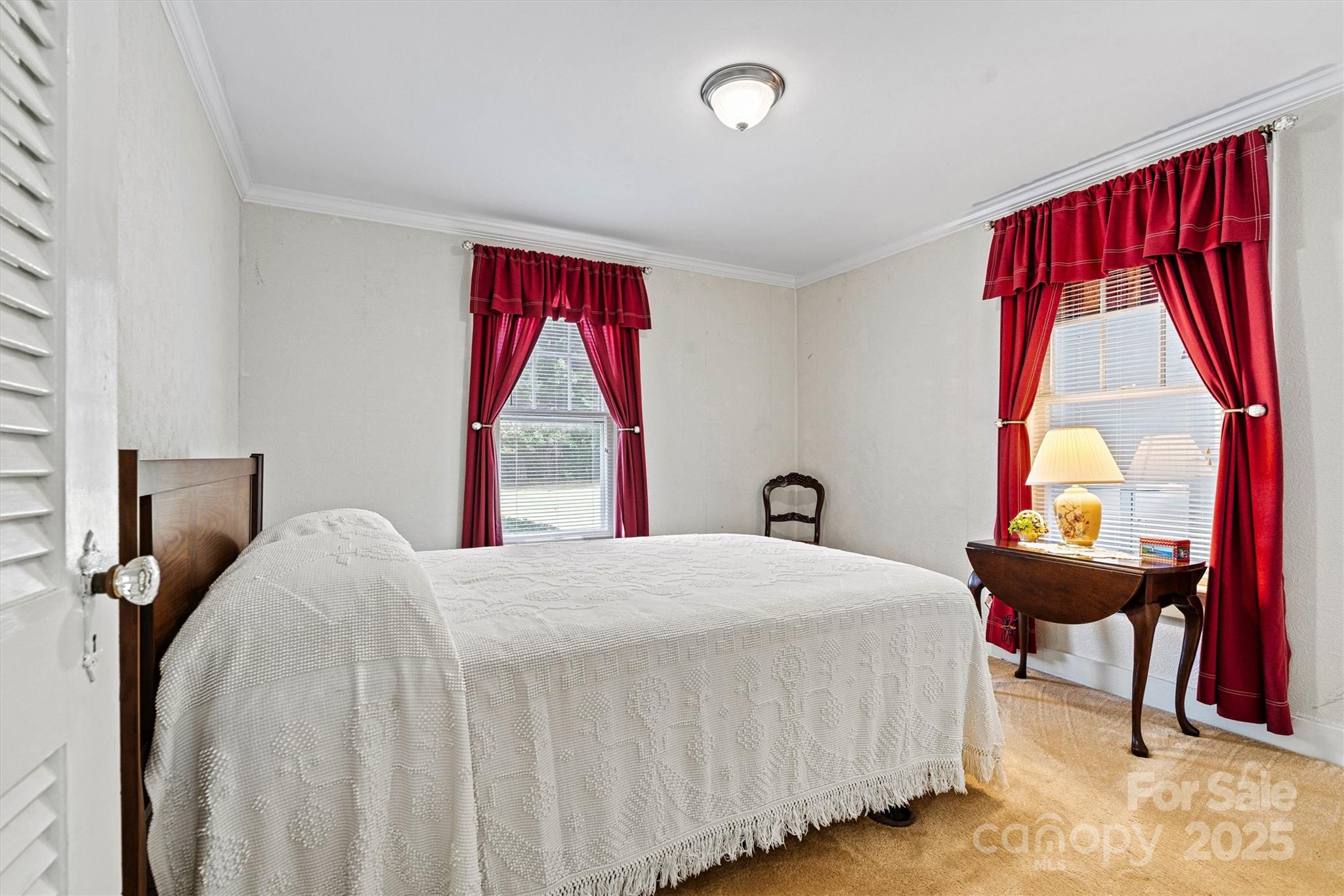 128 10th Street Property Photo 25