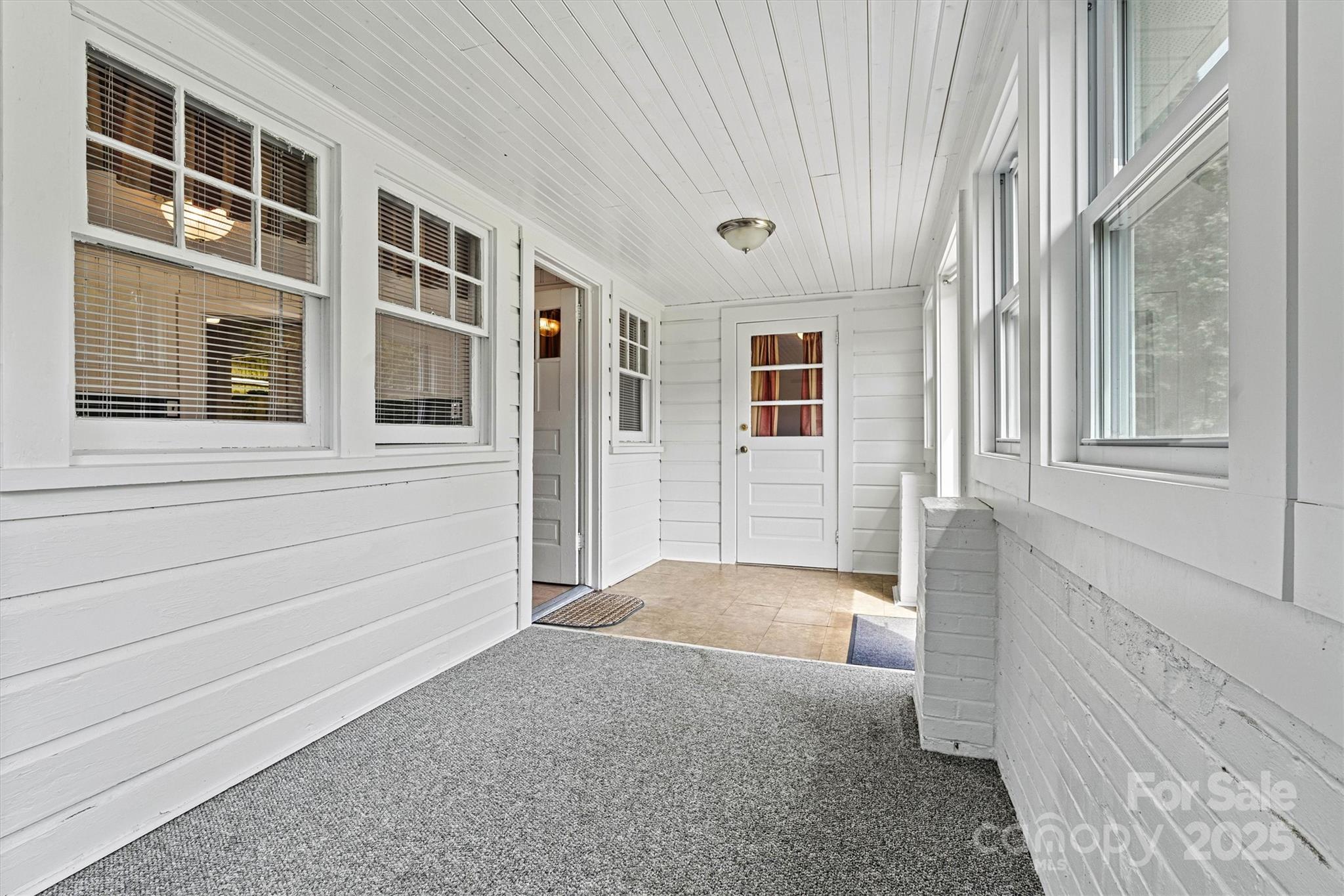 128 10th Street Property Photo 35
