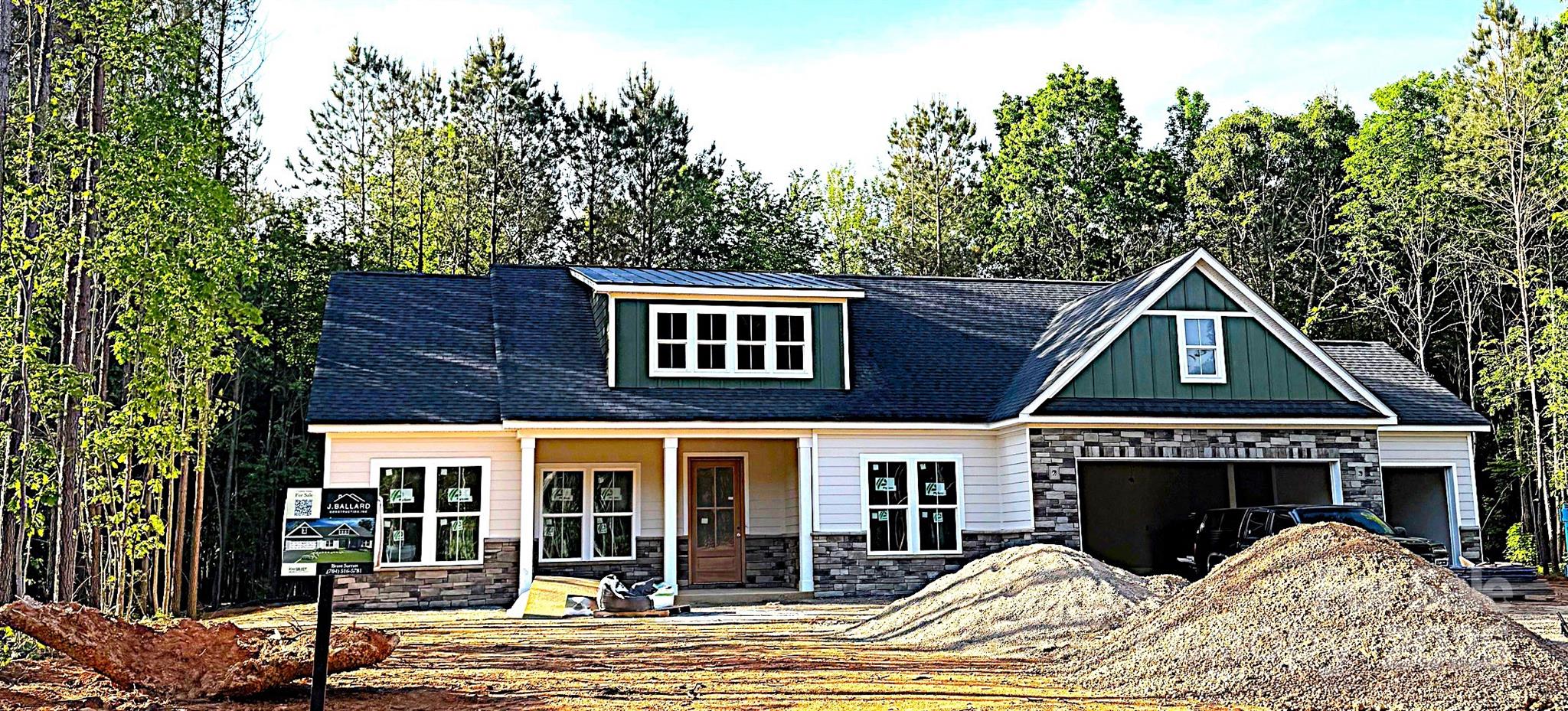 1025 Baylor Grove Property Photo