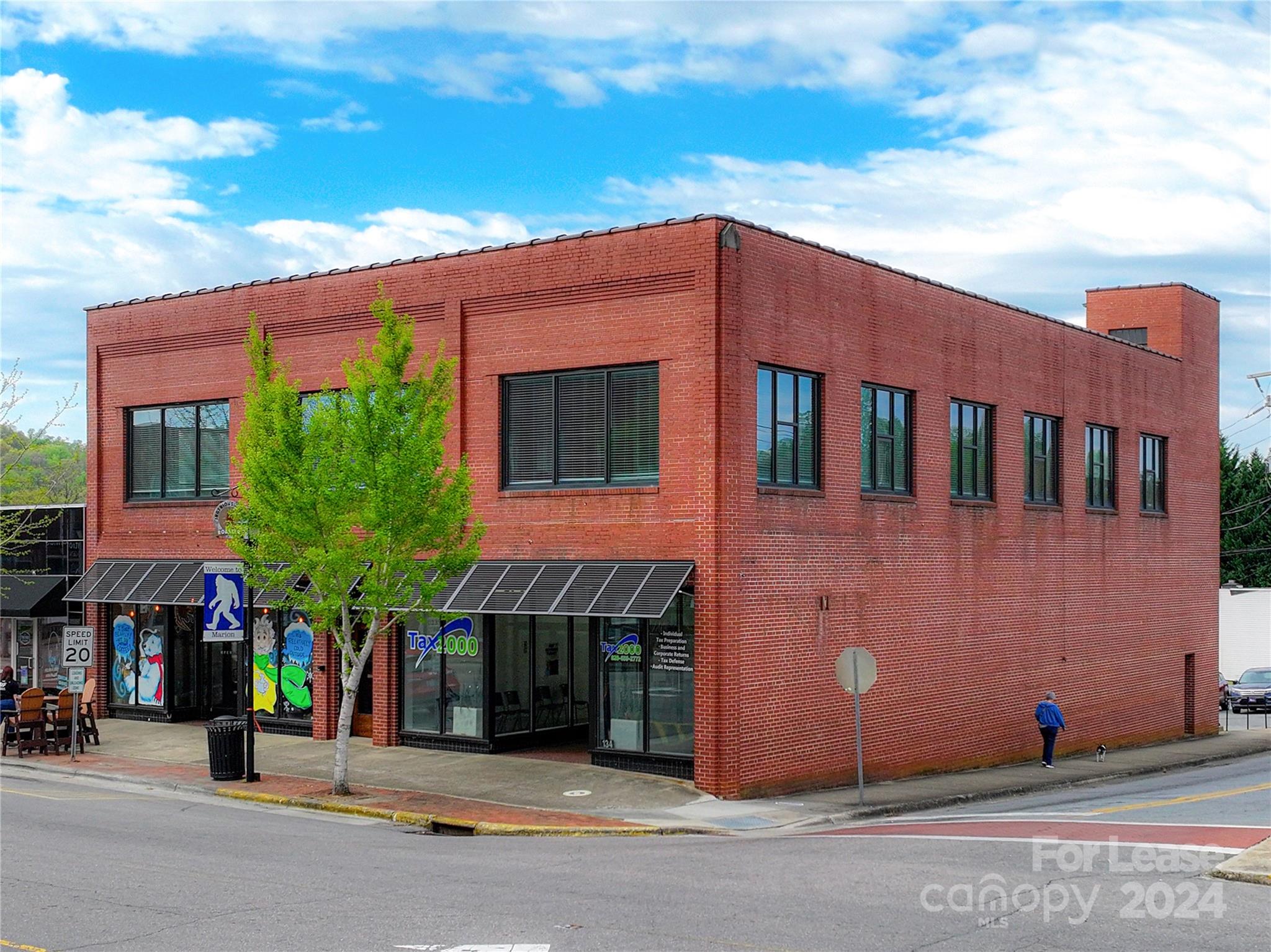 138 S Main Street Unit F Property Photo 9