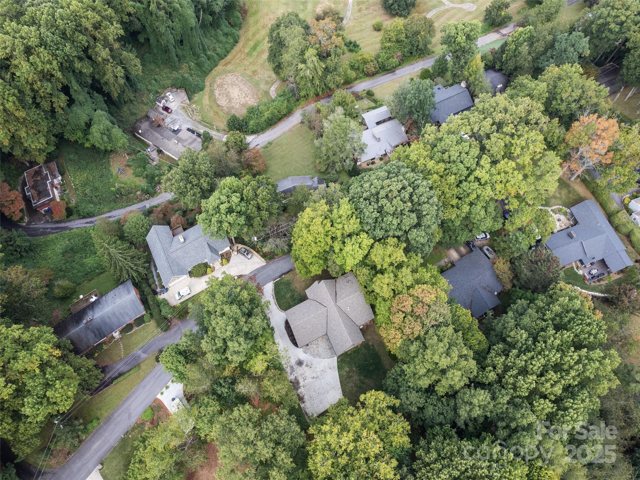 165 Breezemont Drive Property Photo 10