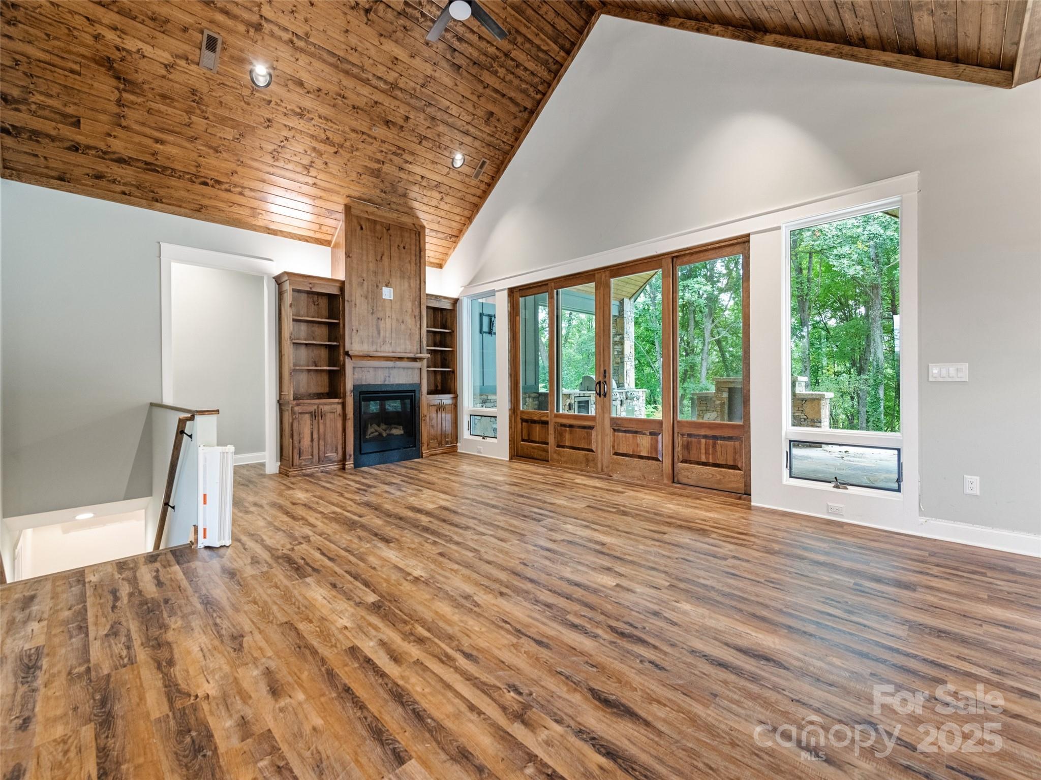 165 Breezemont Drive Property Photo 16