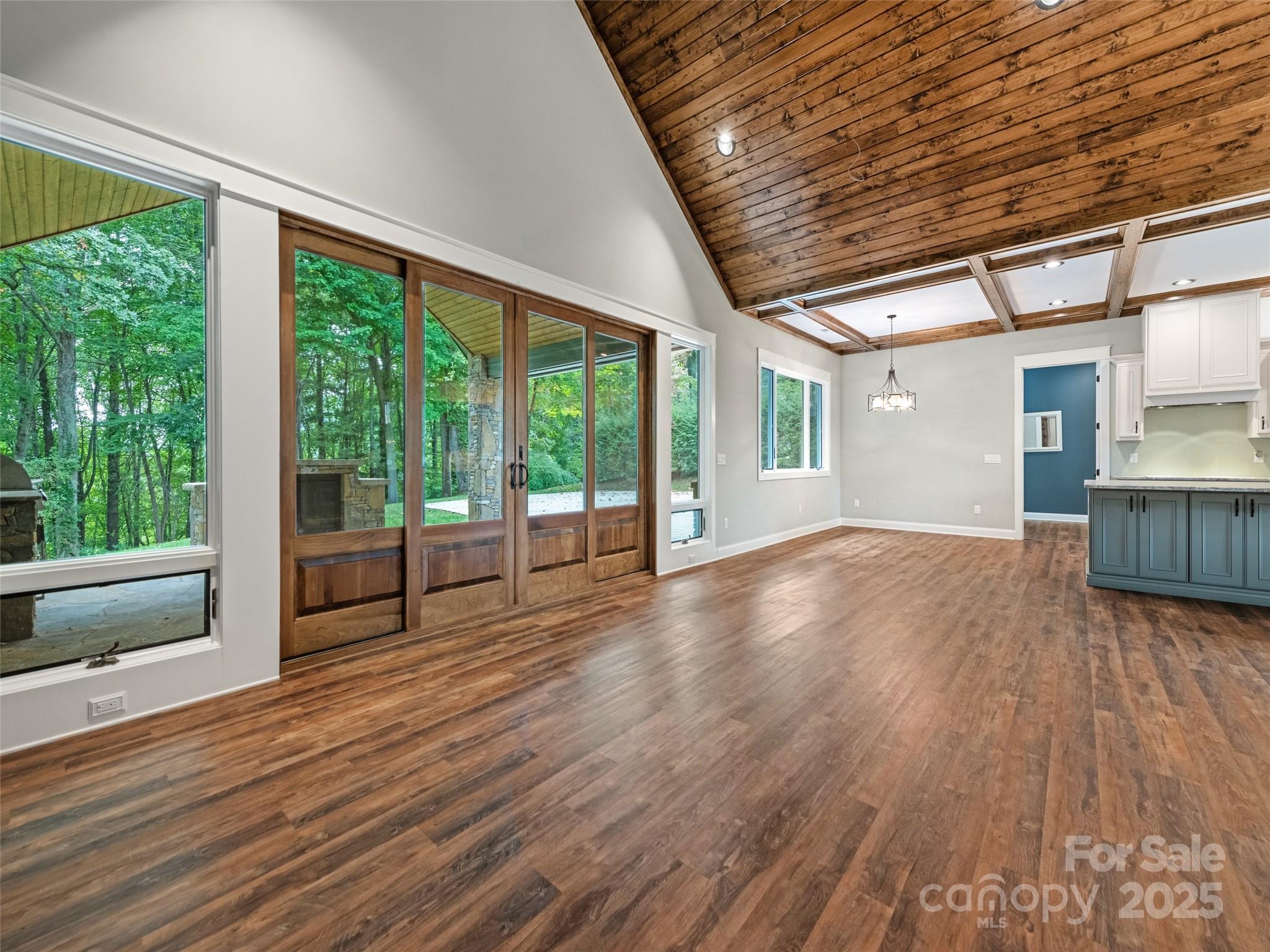 165 Breezemont Drive Property Photo 18