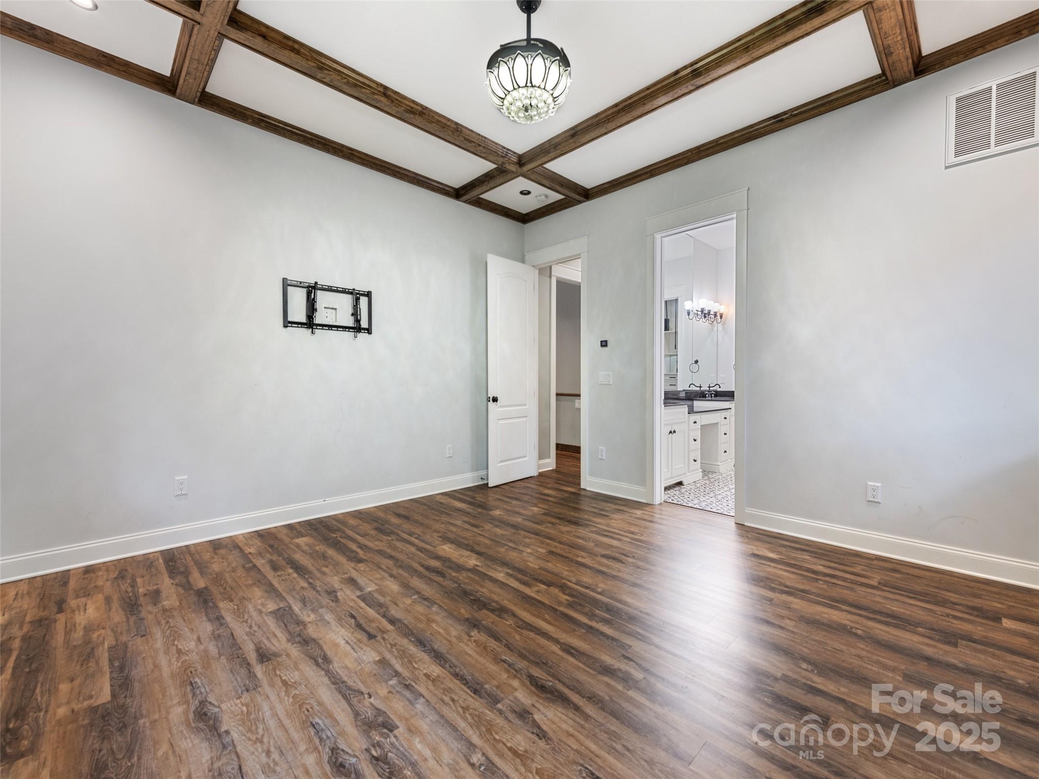 165 Breezemont Drive Property Photo 32