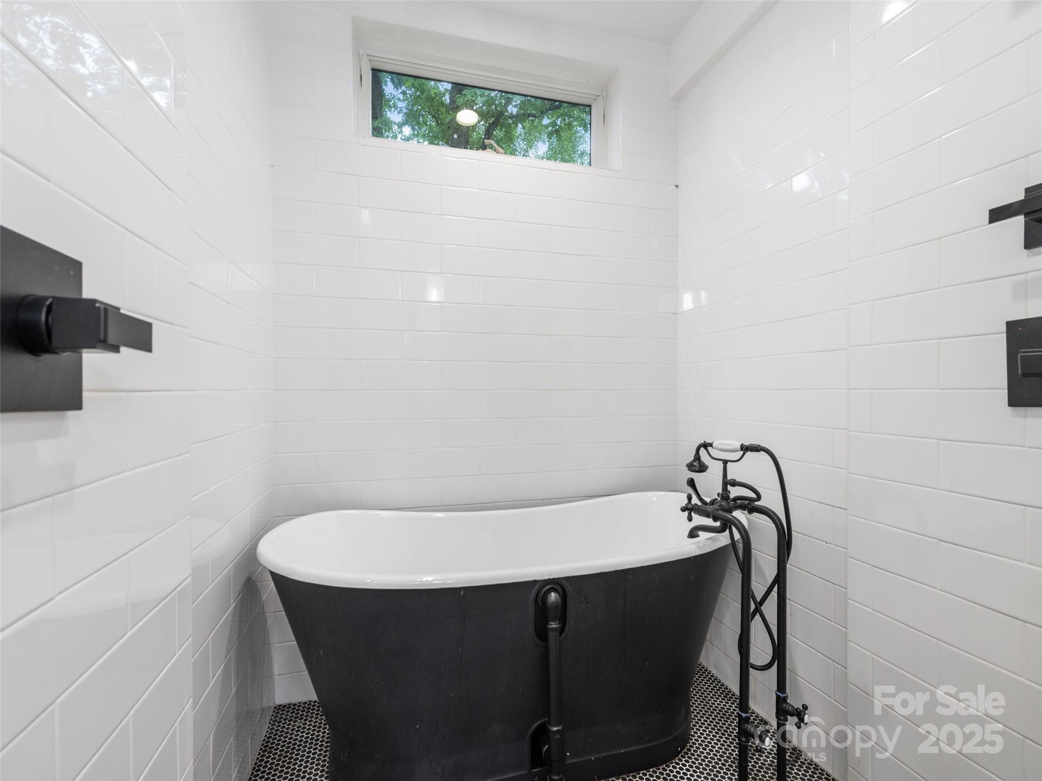 165 Breezemont Drive Property Photo 34