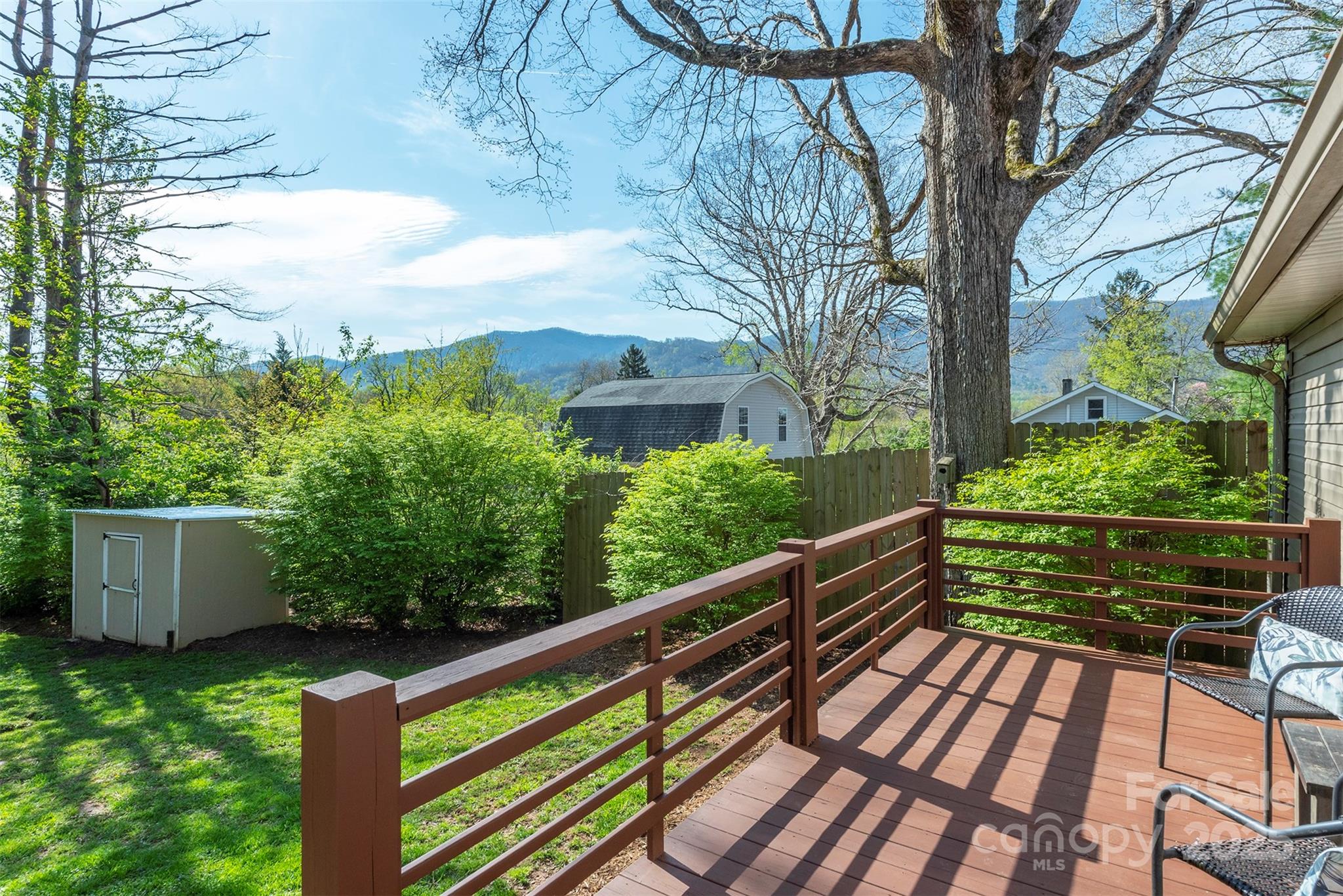 316 Wilson Avenue Property Photo 4