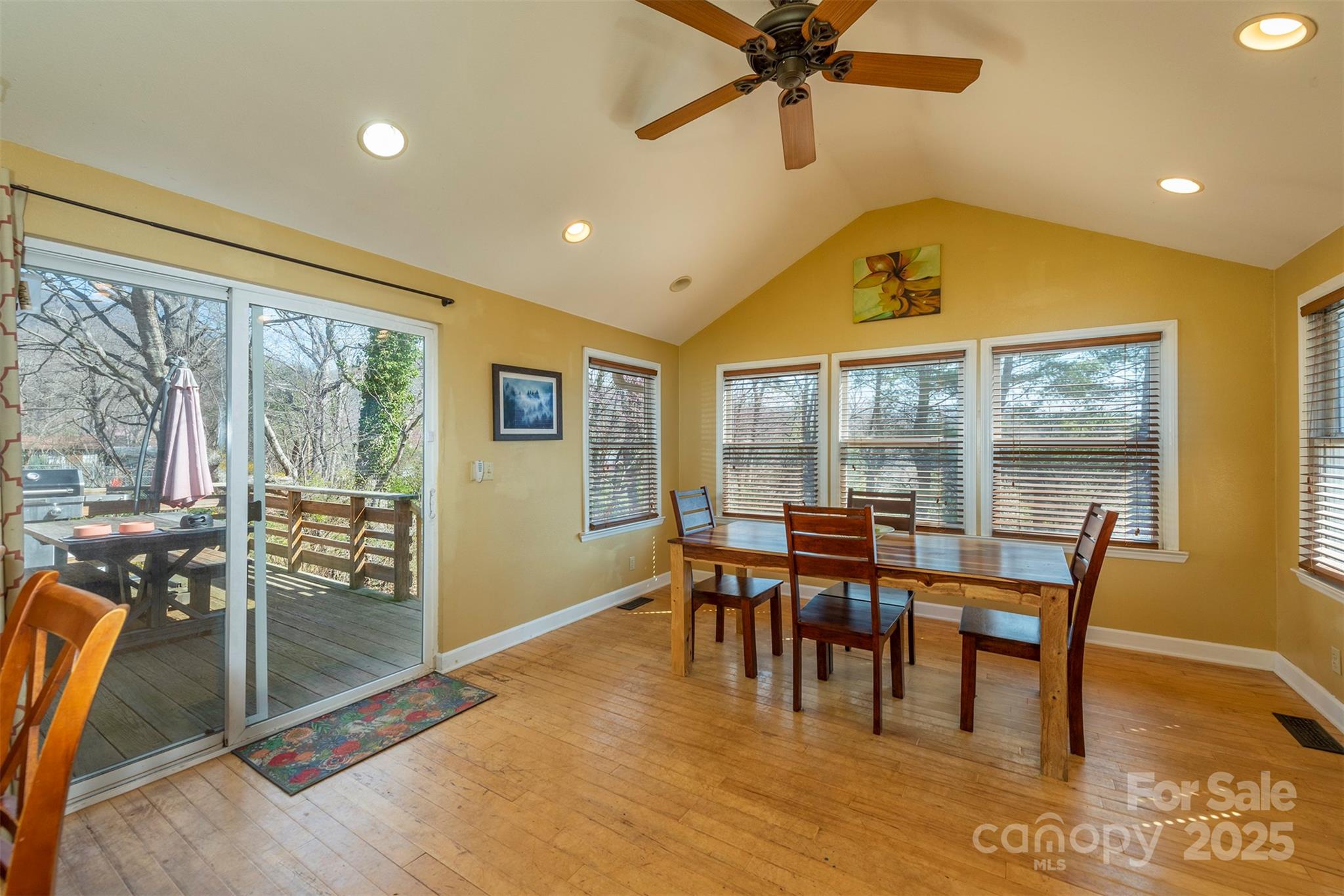 316 Wilson Avenue Property Photo 10