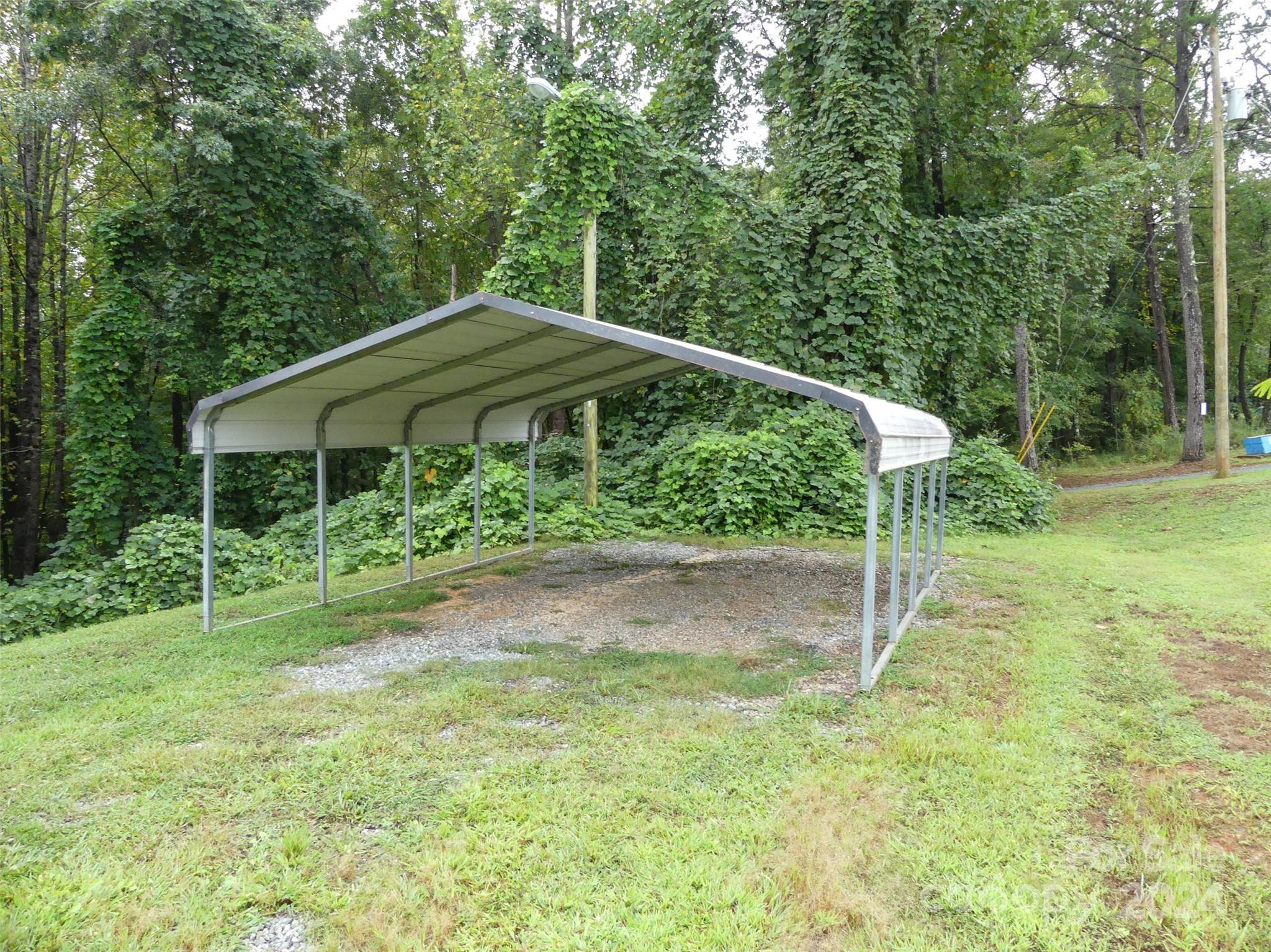 63 Tar Heel Lane Property Photo 14