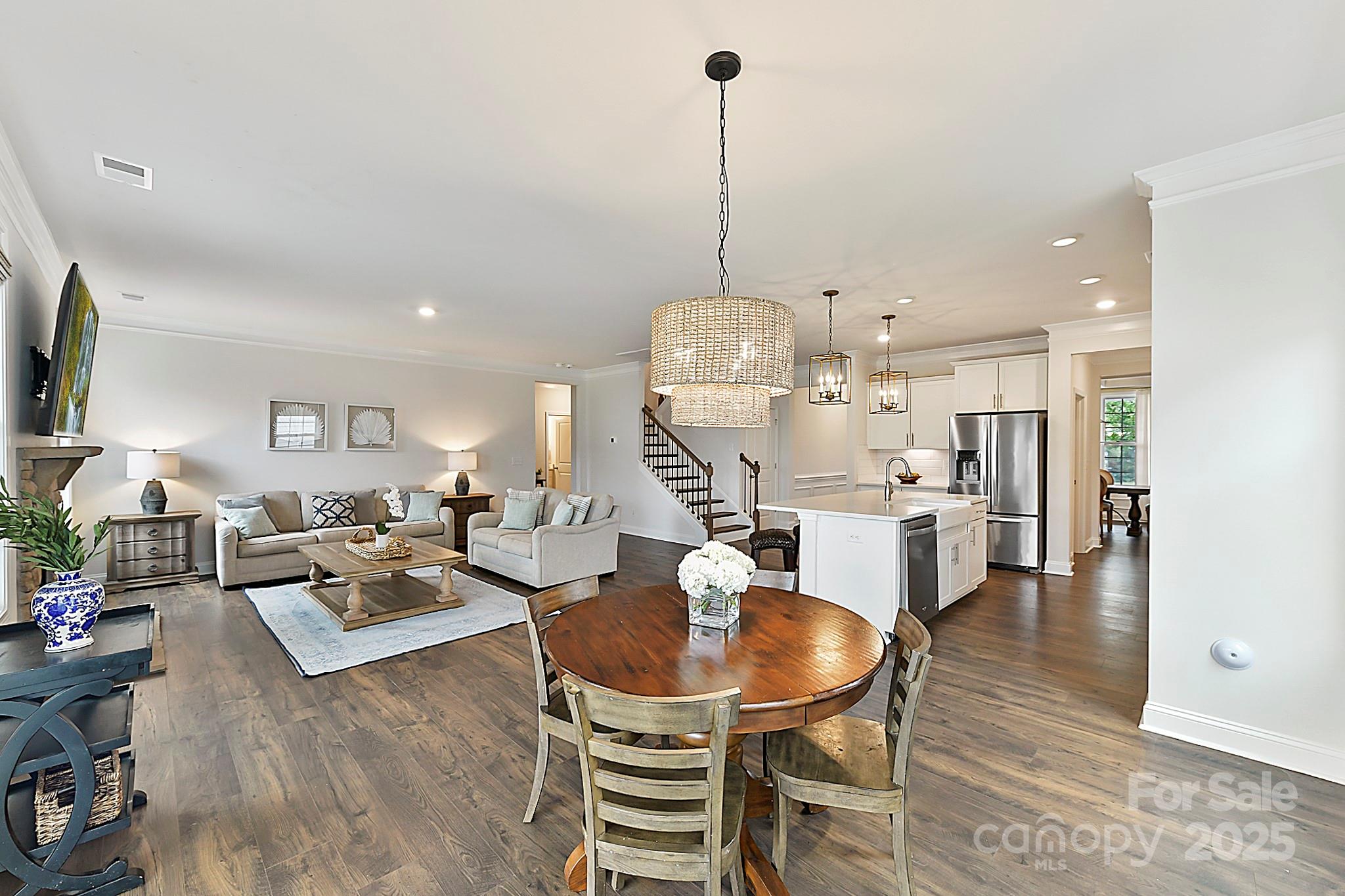 9126 Vecchio Drive Property Photo