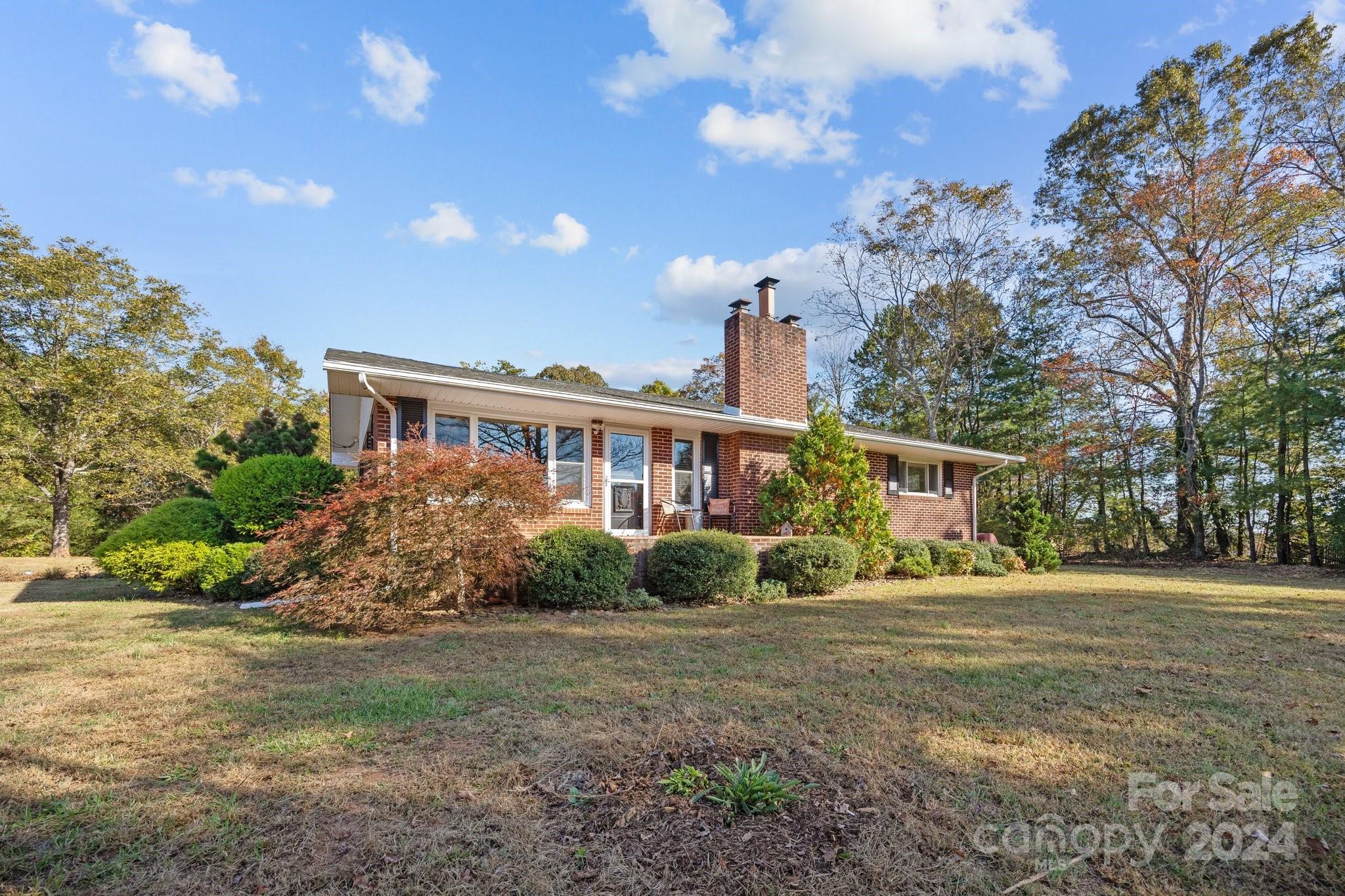 1401 Union Road Property Photo 1