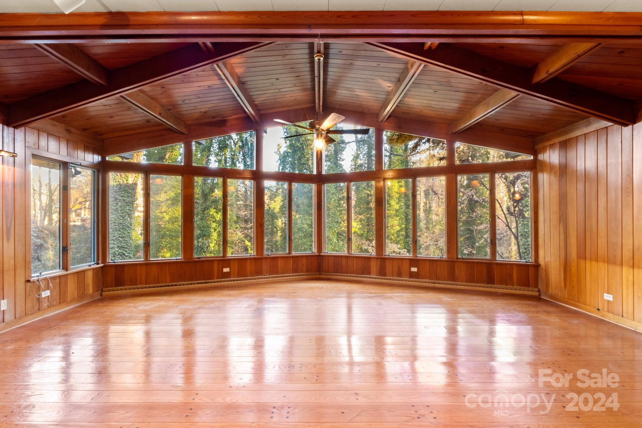 702 Forest Hill Drive Property Photo 13