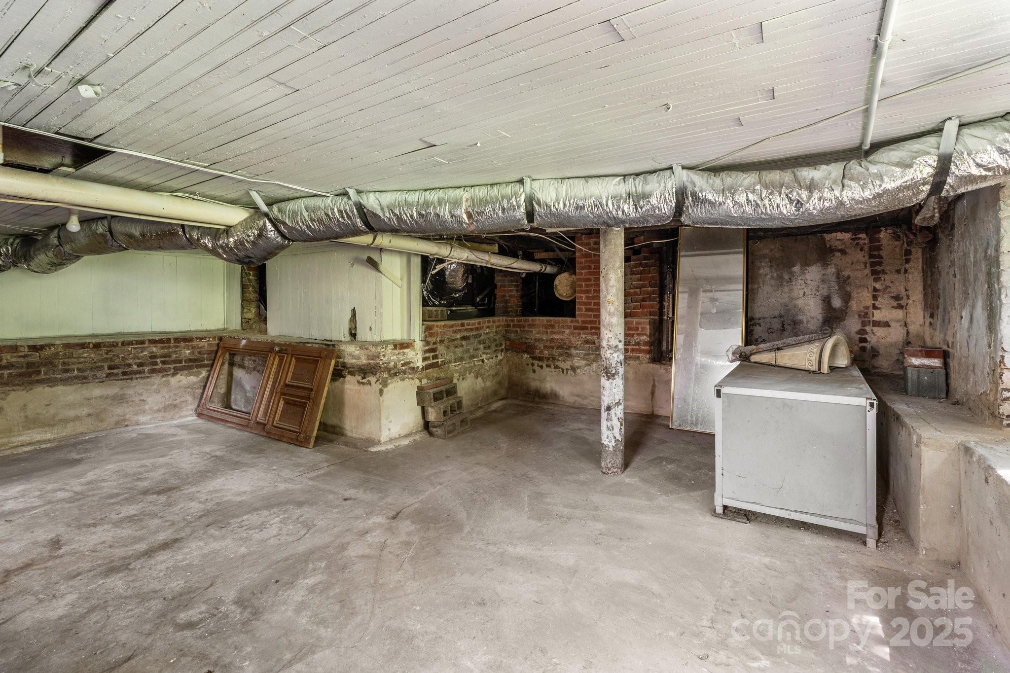 405 7th Street Property Photo 38