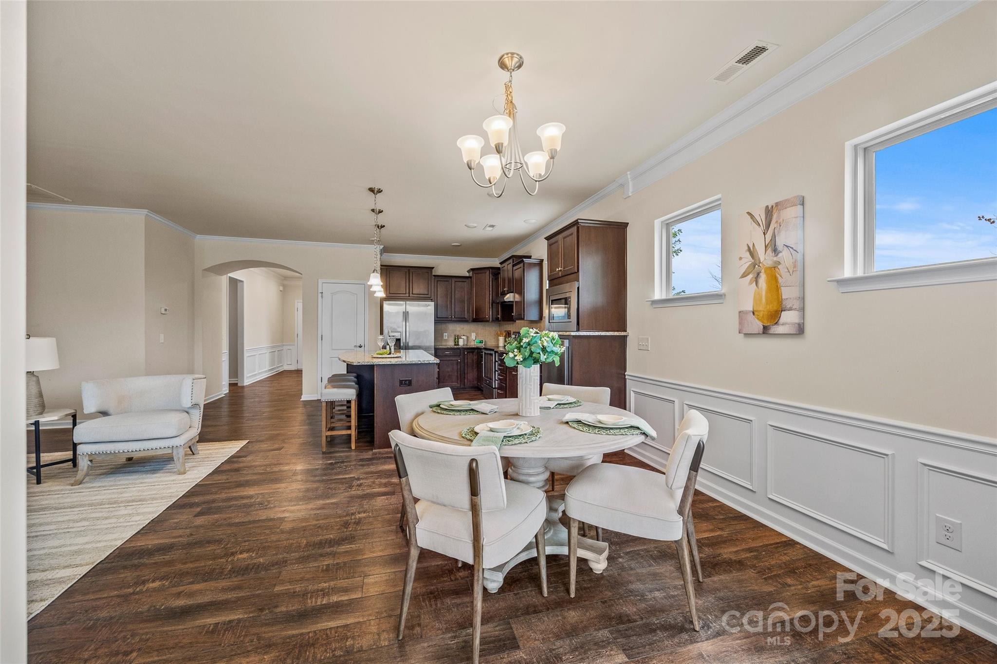 984 Kirby Drive Property Photo 14