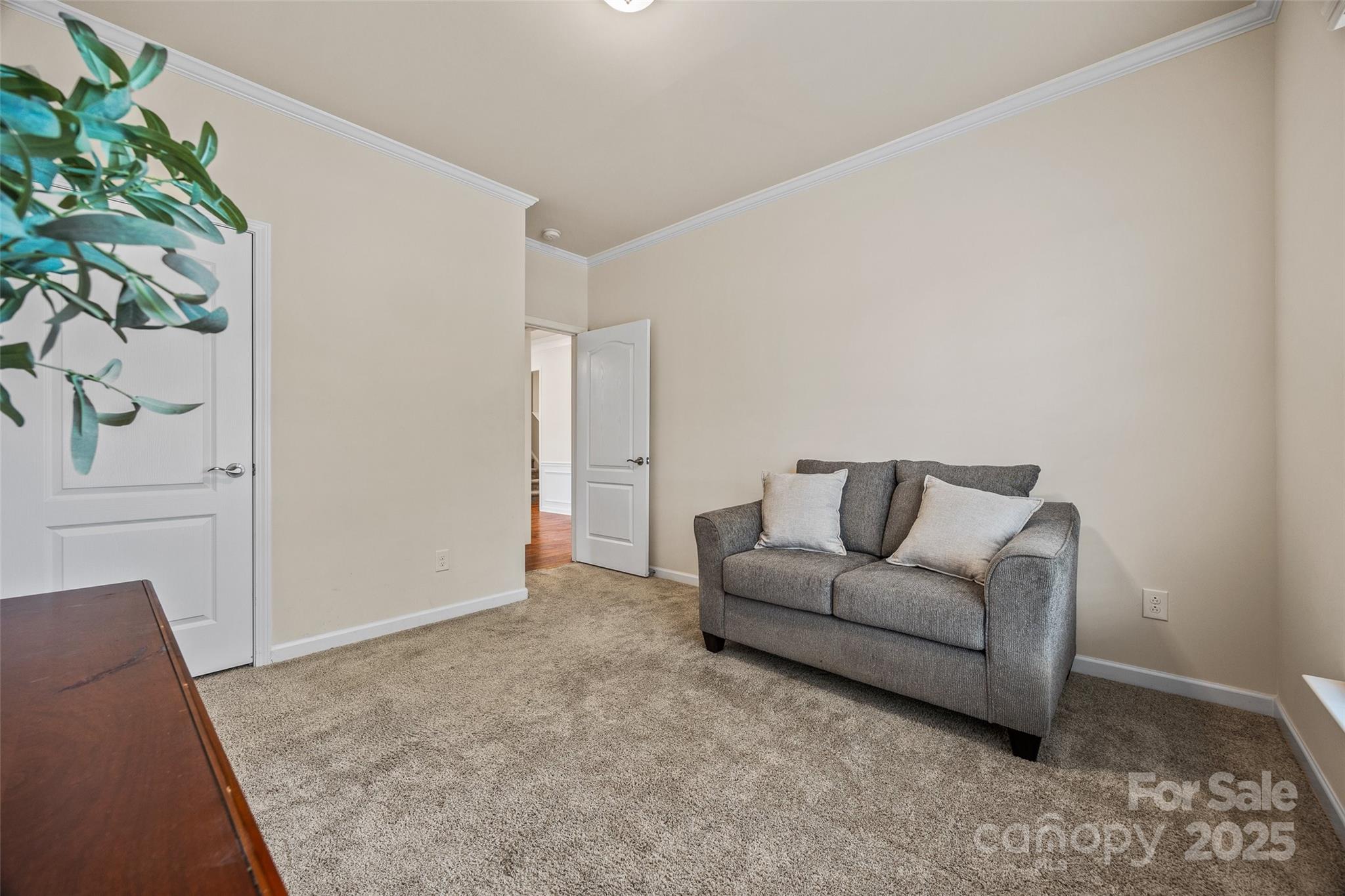 984 Kirby Drive Property Photo 24