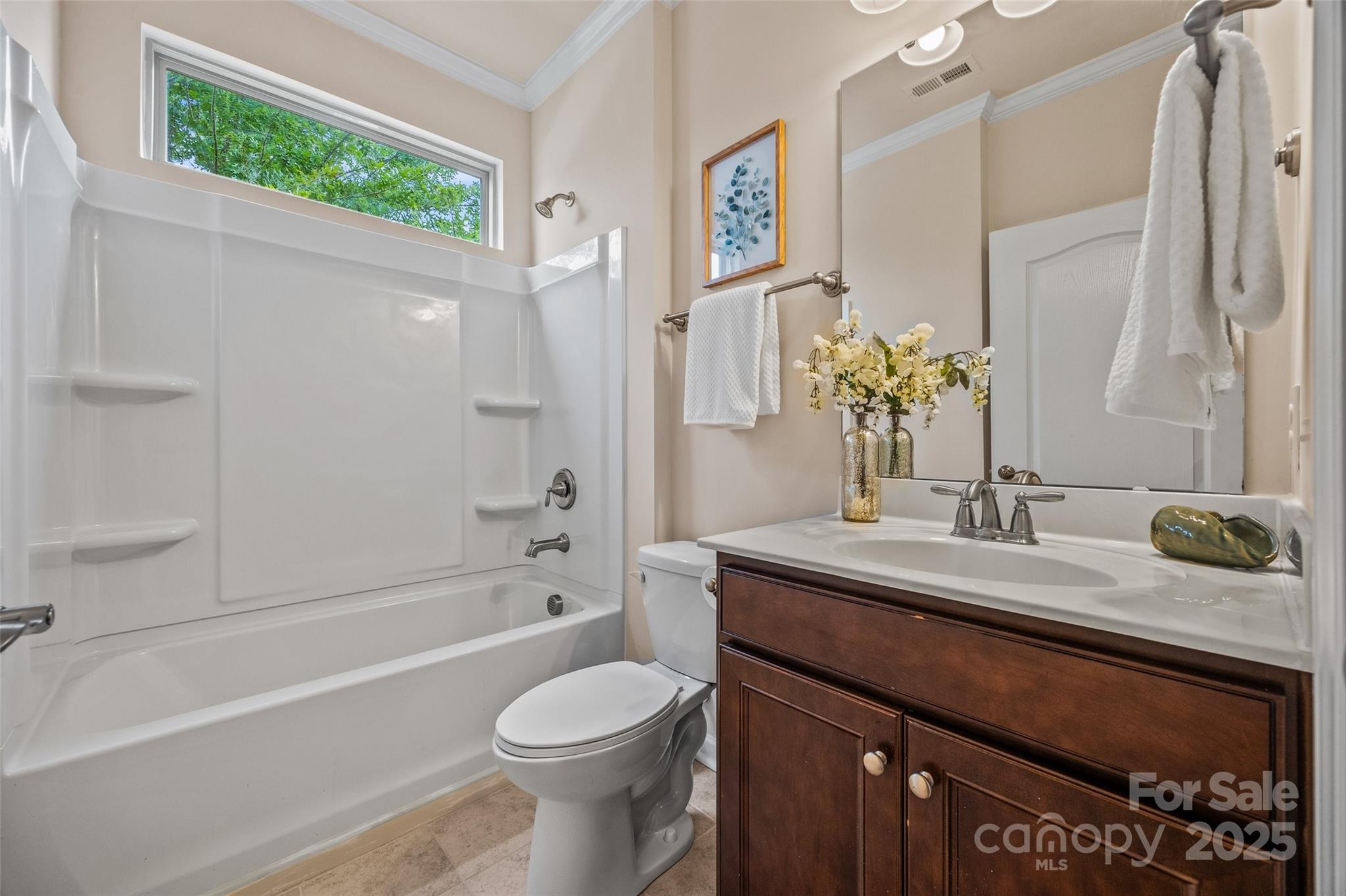 984 Kirby Drive Property Photo 25